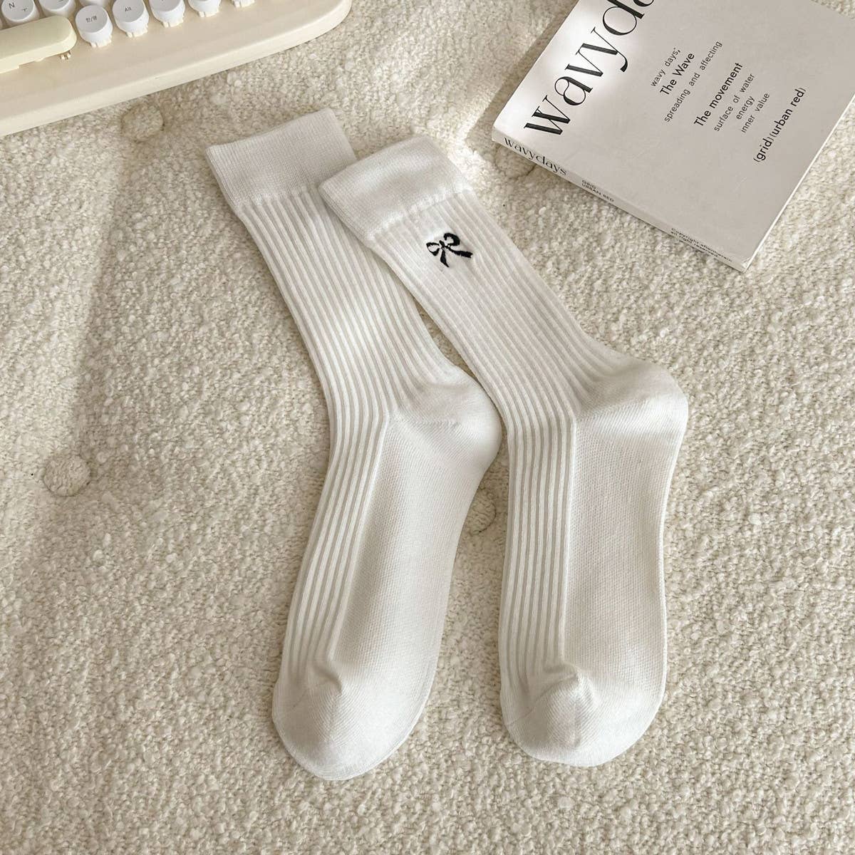 Bow Socks- White