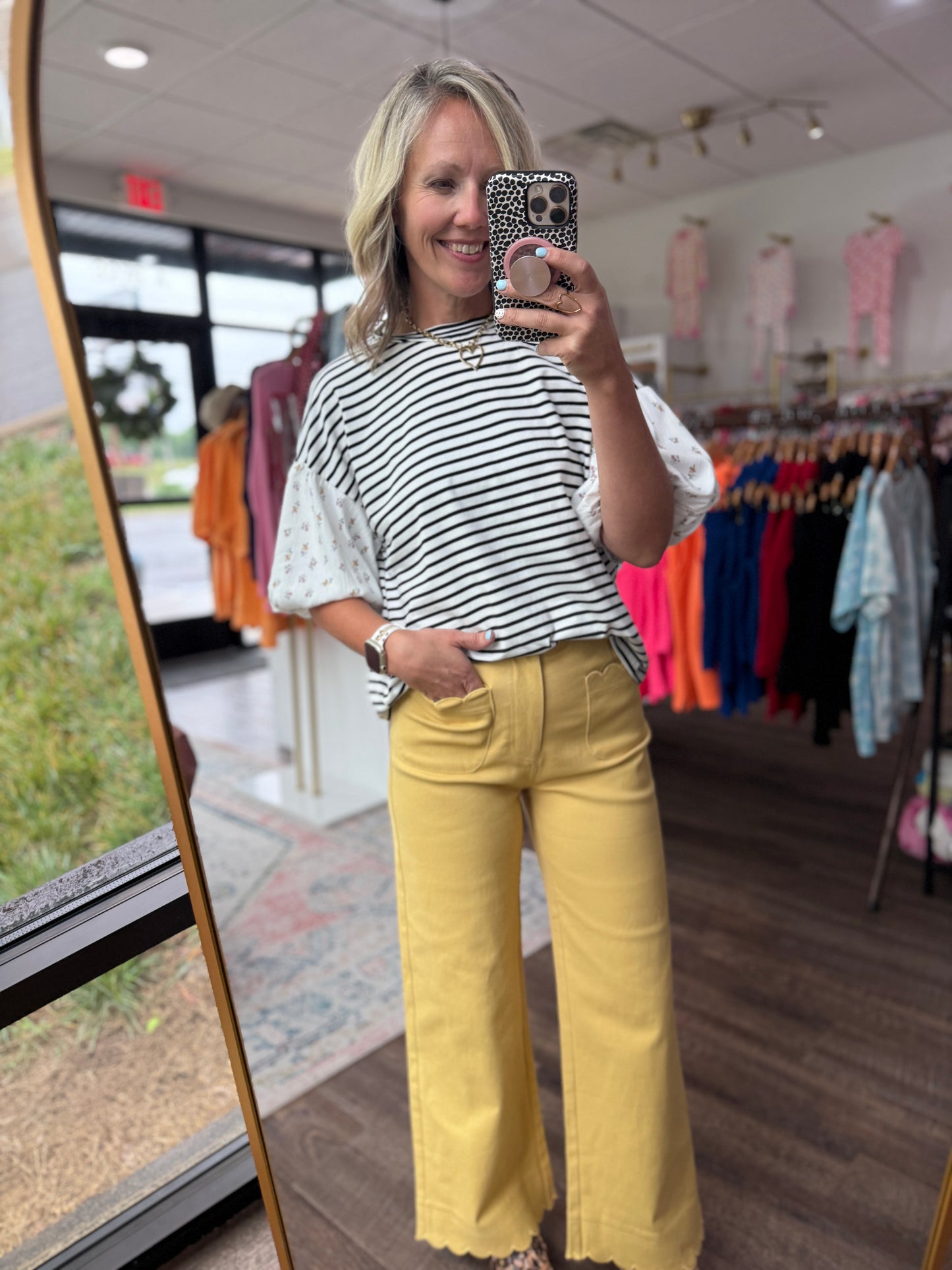 Scallop Society Pant- Yellow