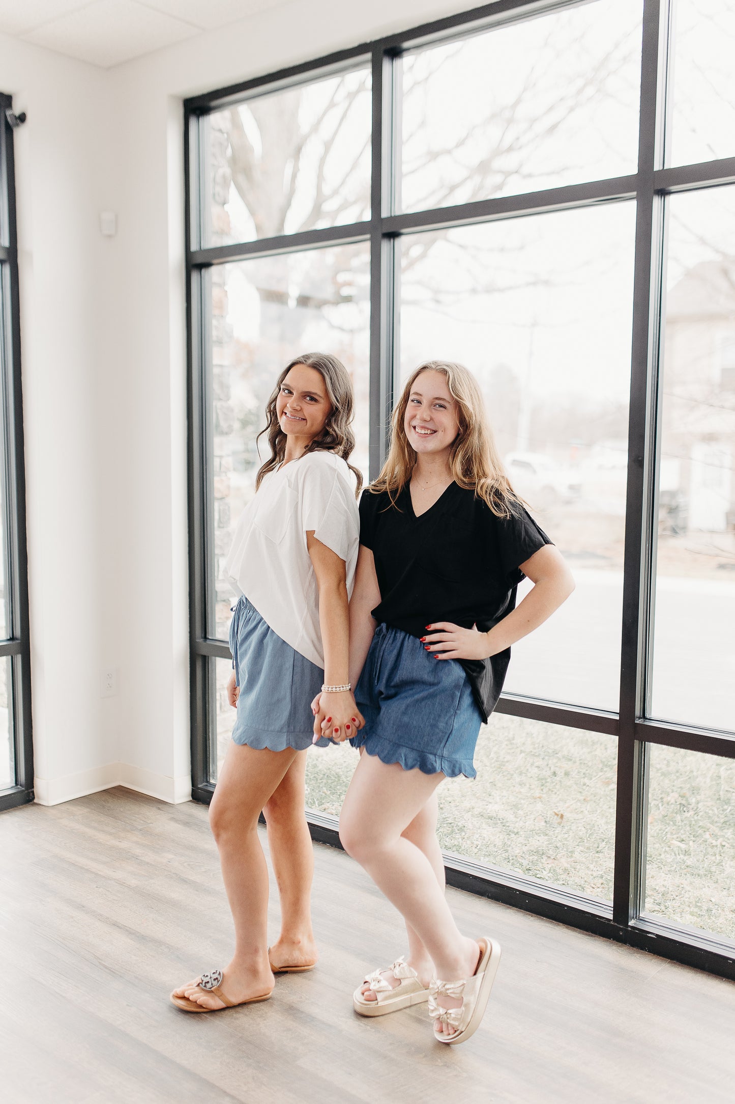 Chambray Scalloped Shorts-Dark