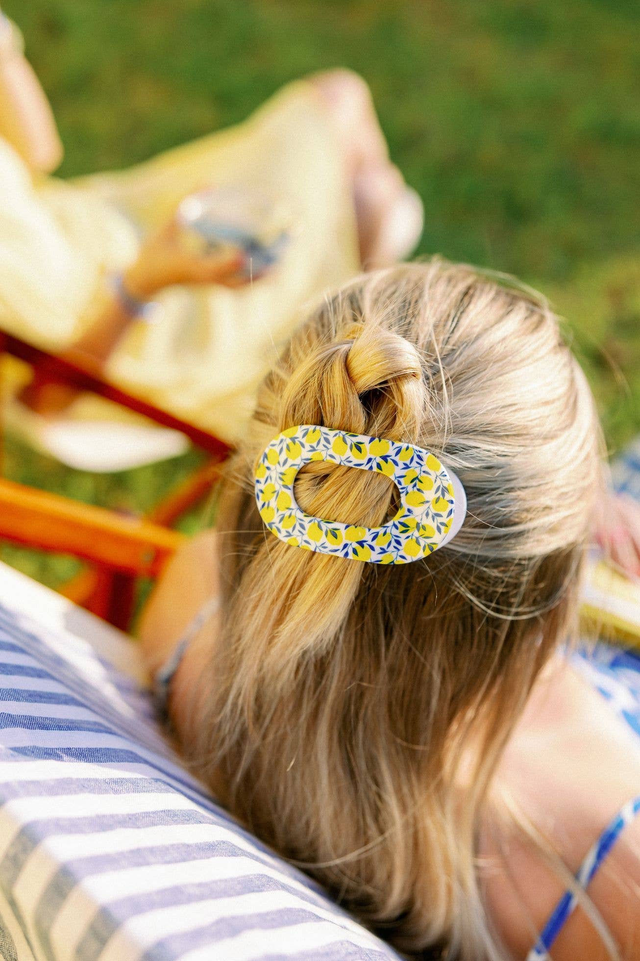 Flat Round Hair Clip | Medium | Limoncello