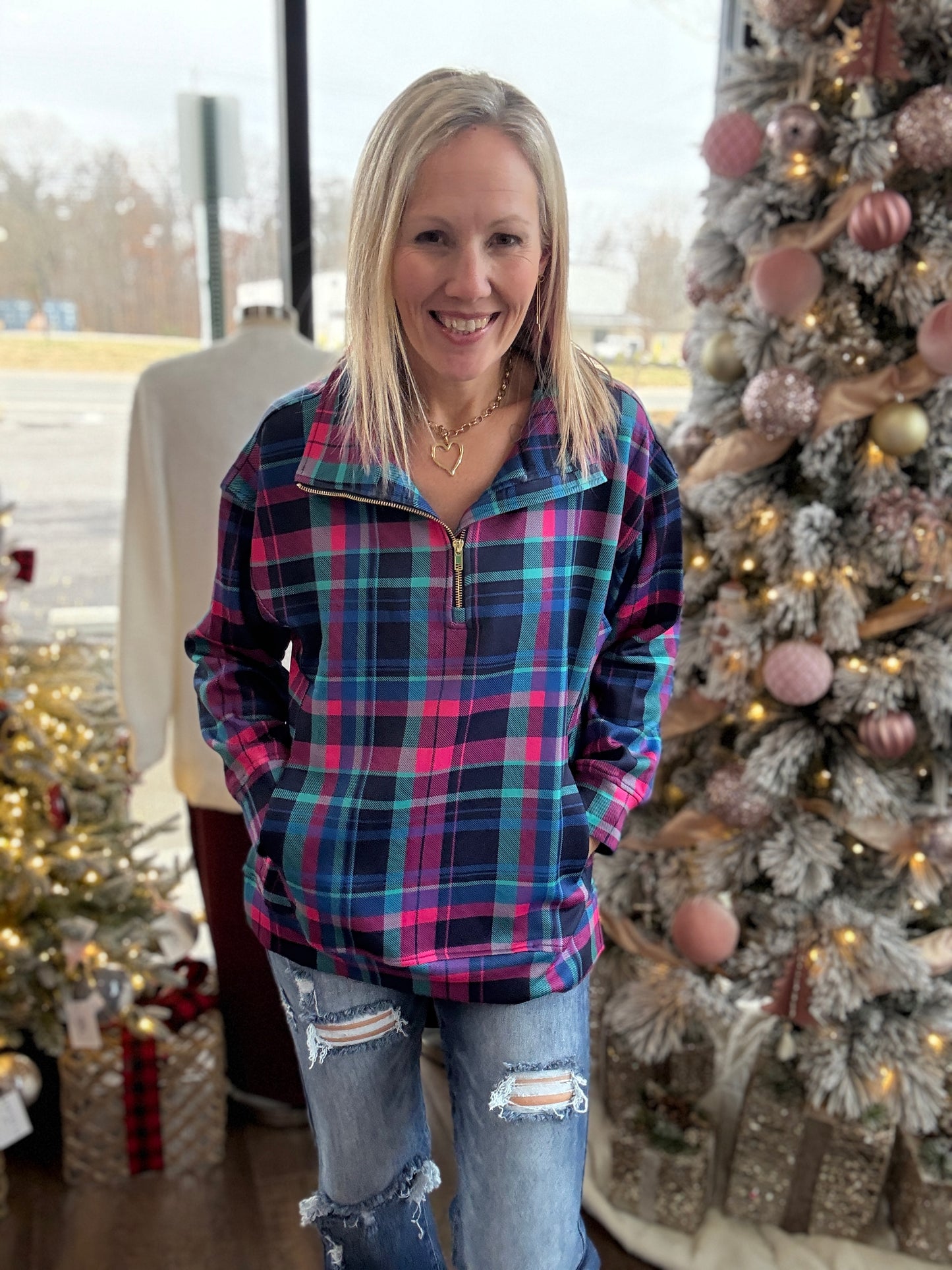 ❄️Plaid Pop Pullover