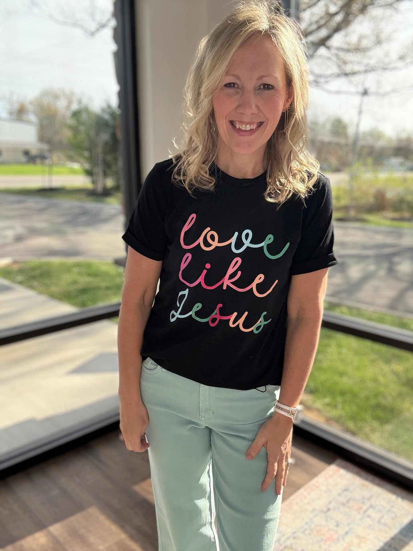 Love Like Jesus Tee