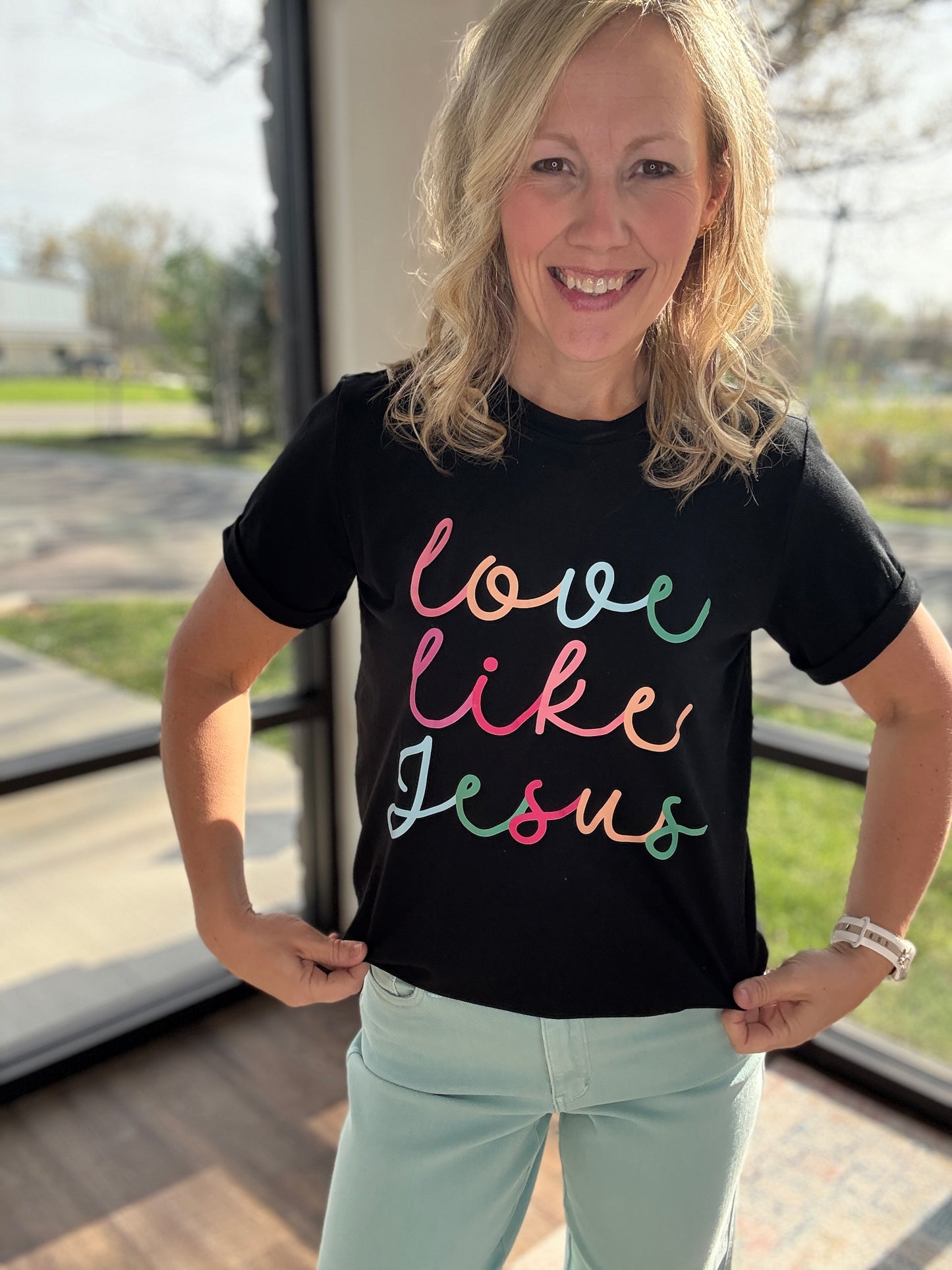 Love Like Jesus Tee