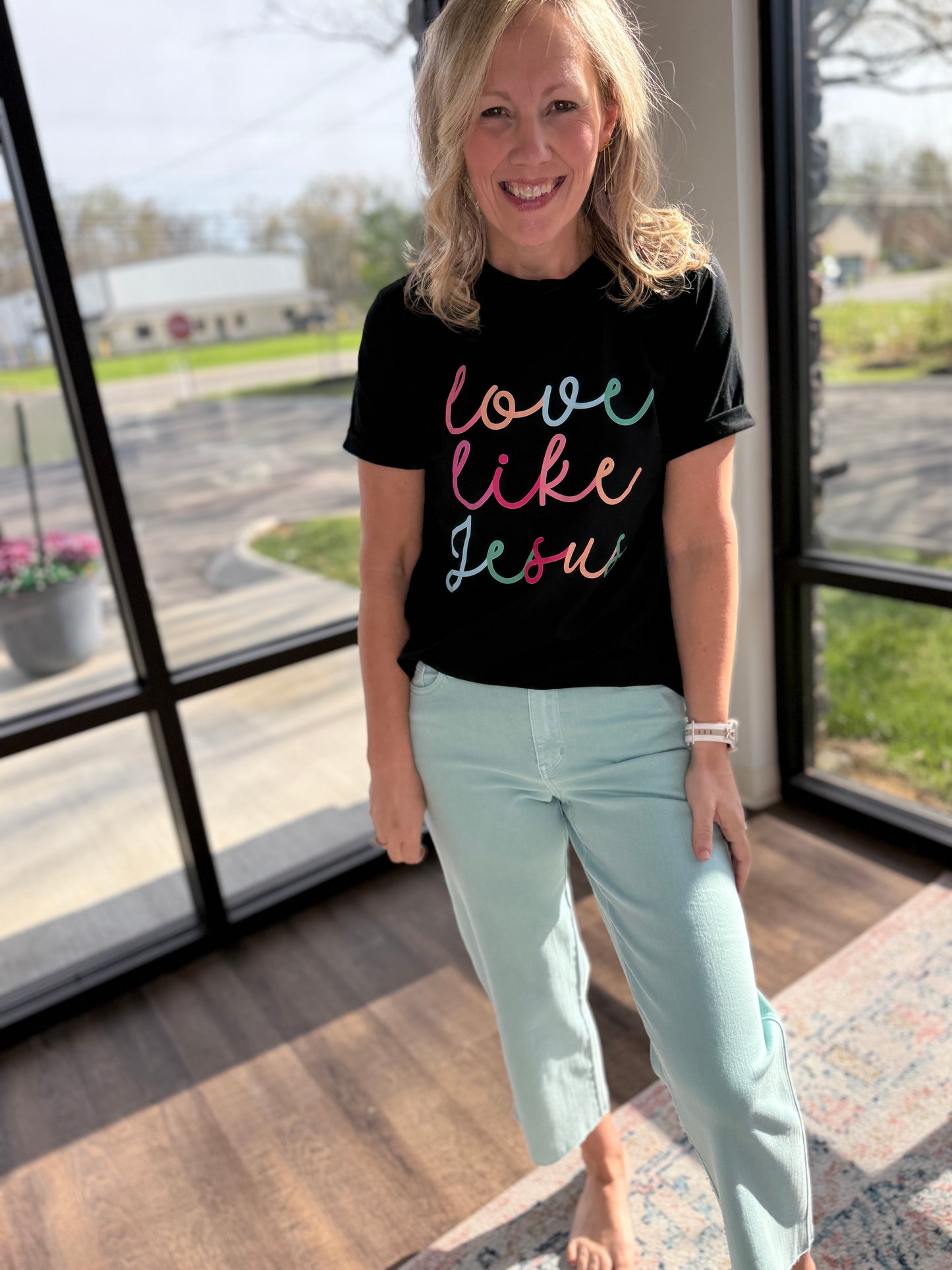 Love Like Jesus Tee