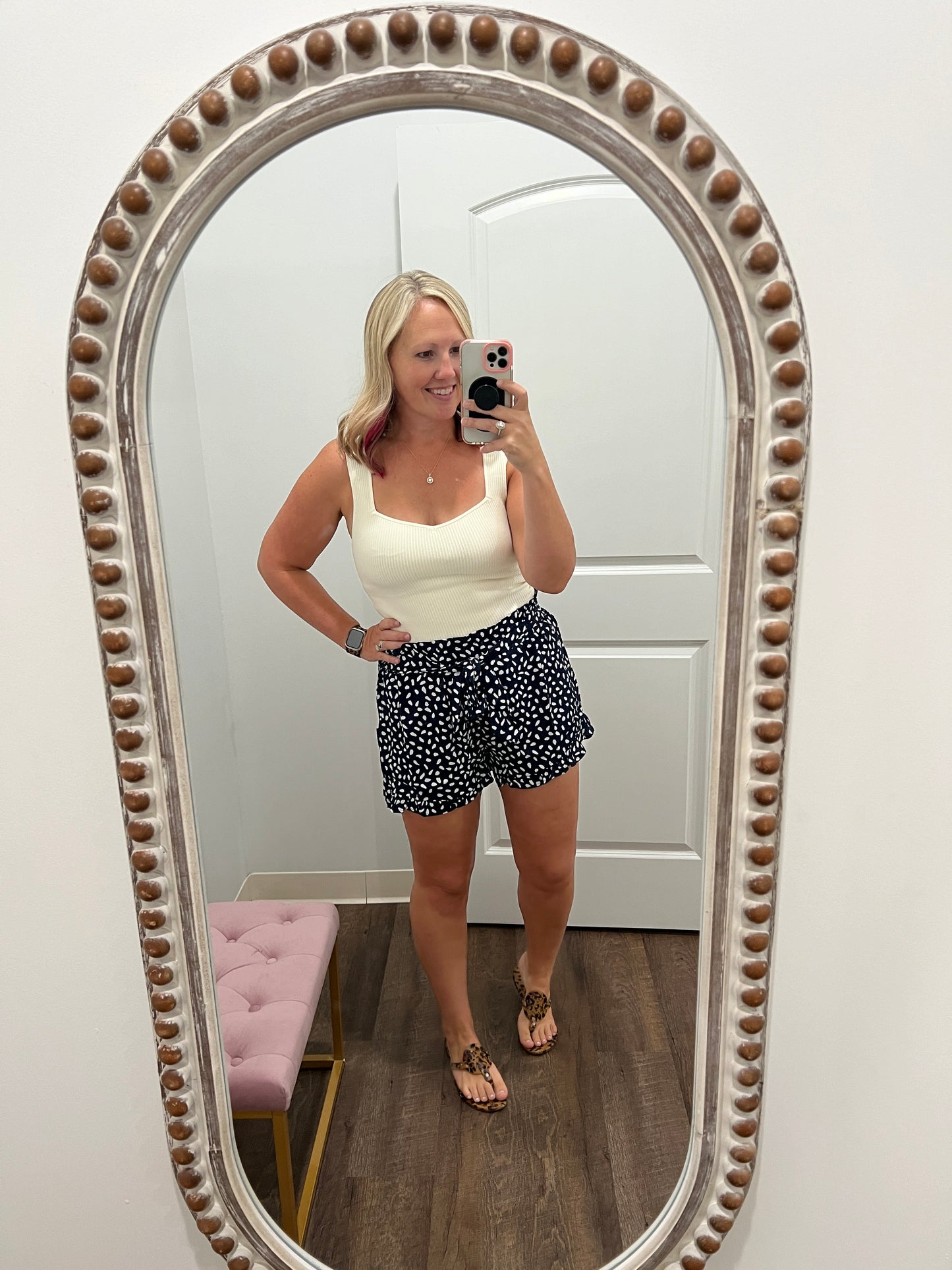 Riley Shorts- Navy