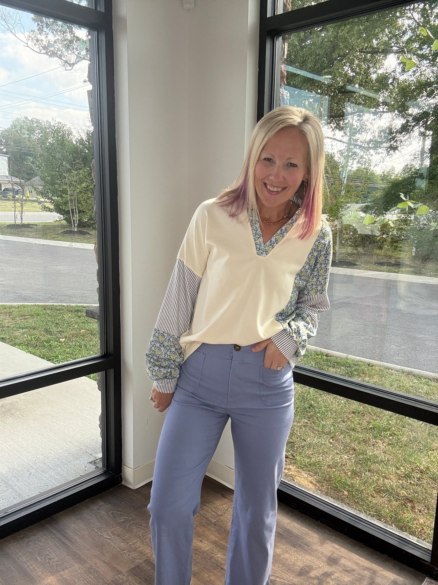 Cornflower Cropped Pants