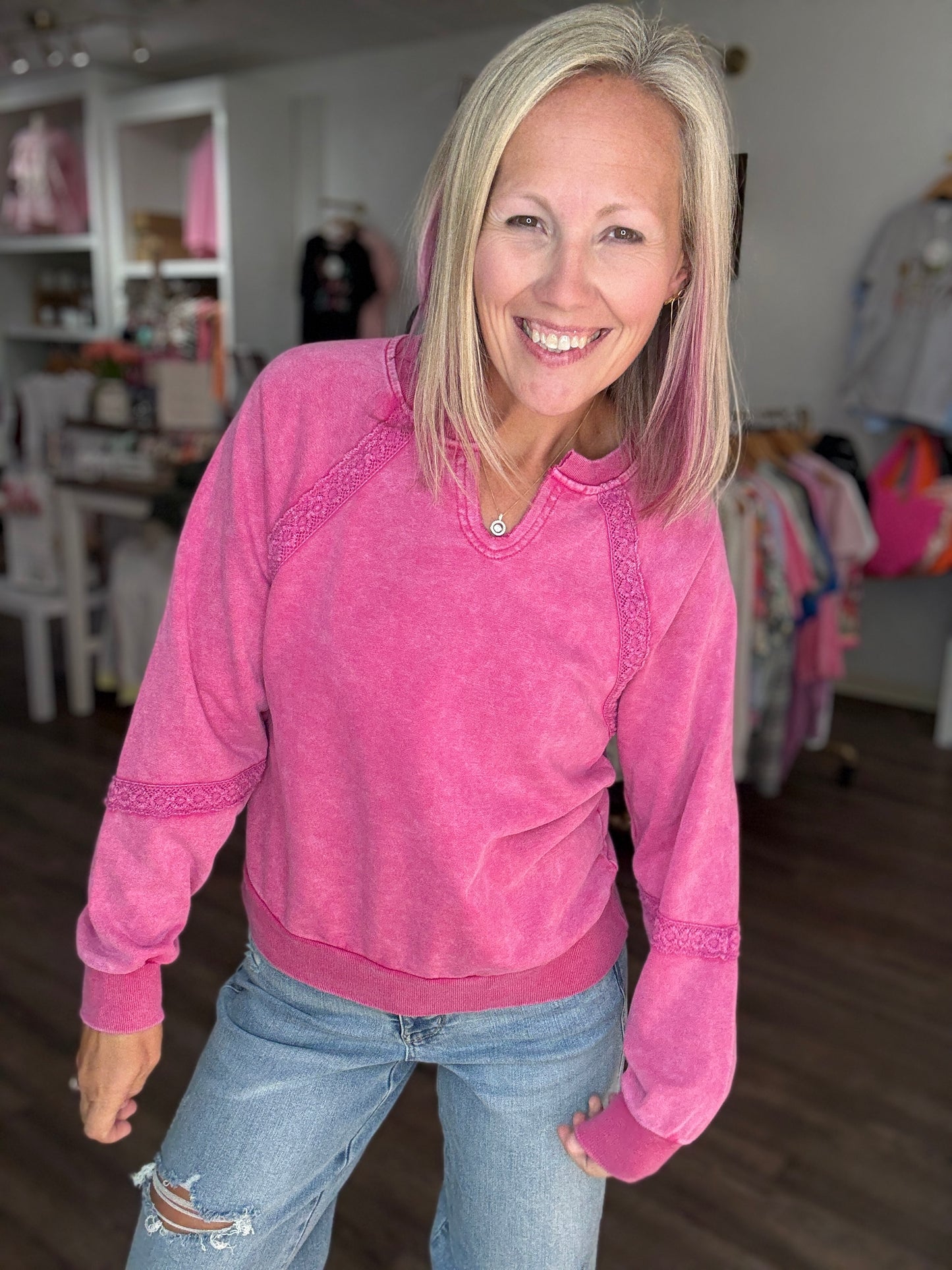 Mineral Lace Sweatshirt- Pink