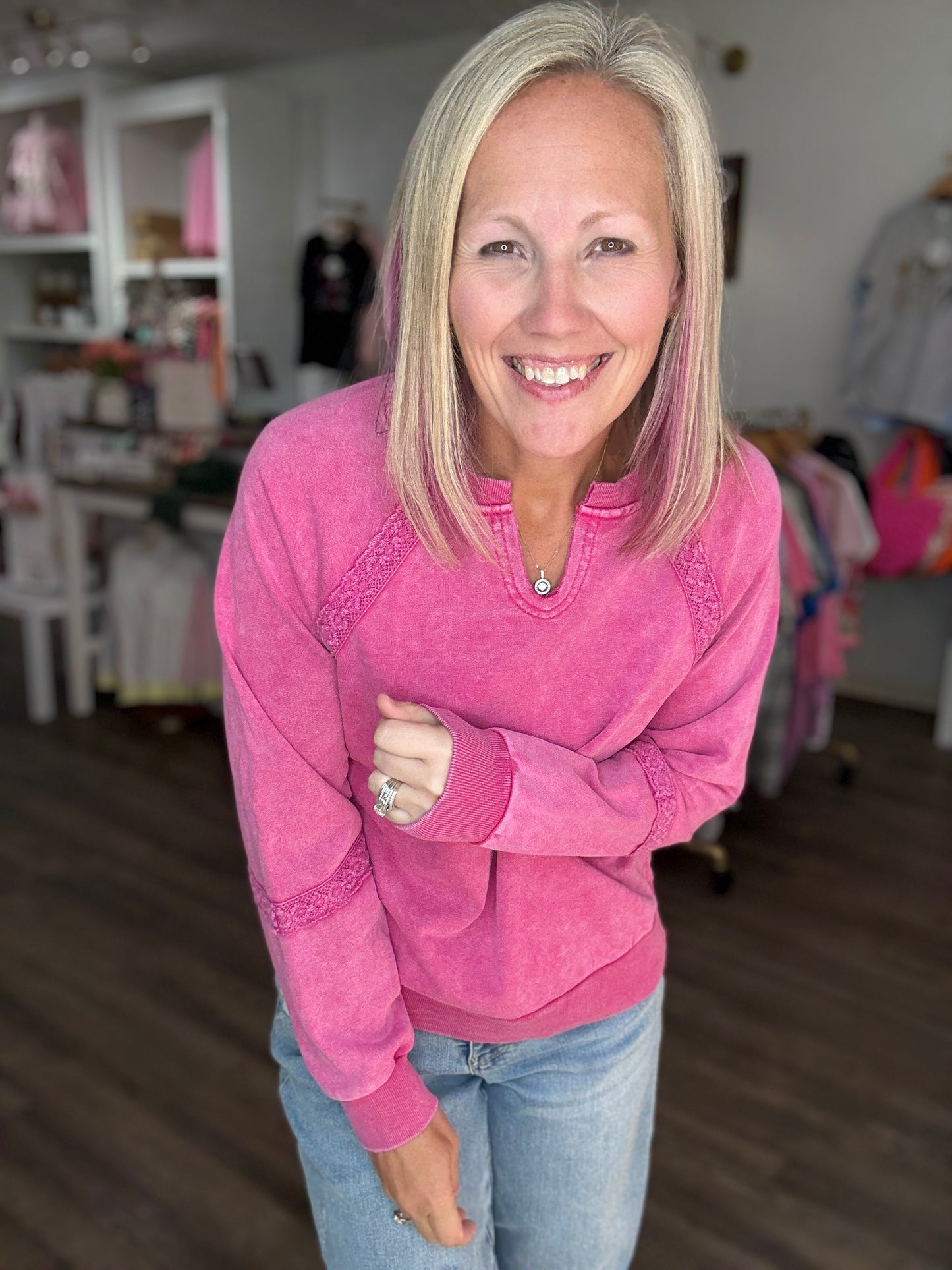 Mineral Lace Sweatshirt- Pink