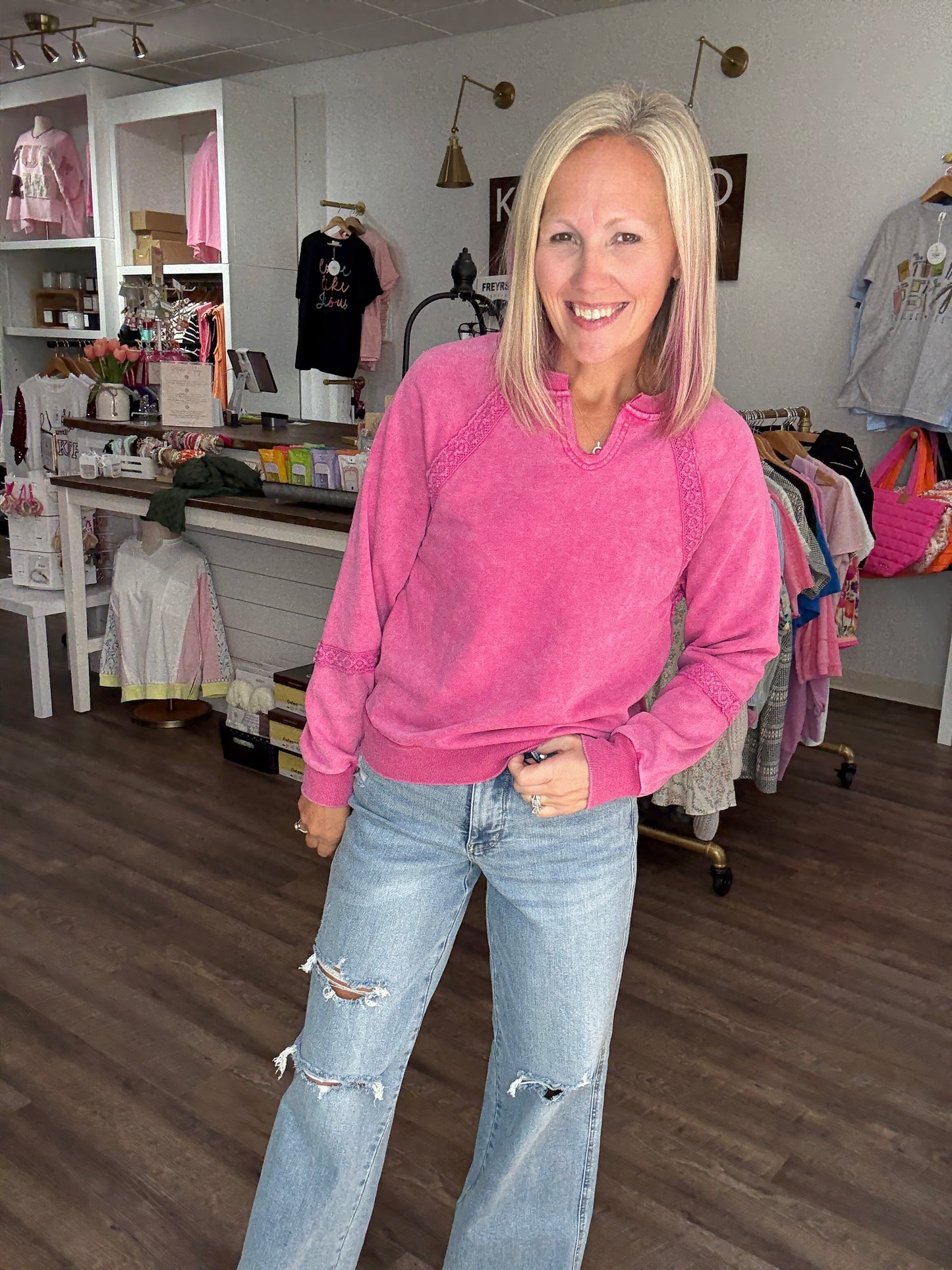 Mineral Lace Sweatshirt- Pink