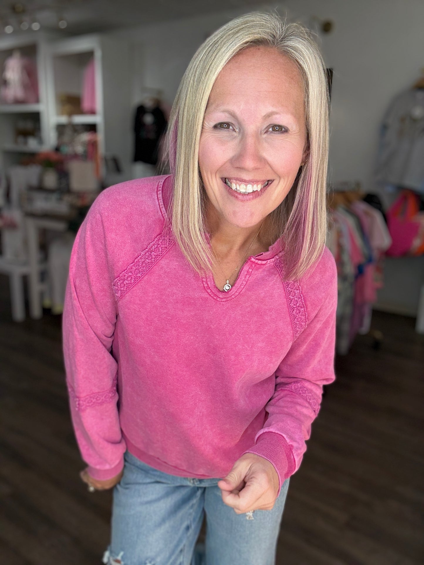 Mineral Lace Sweatshirt- Pink