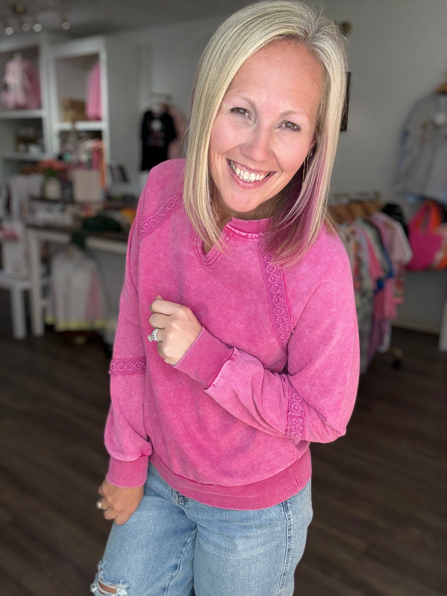 Mineral Lace Sweatshirt- Pink
