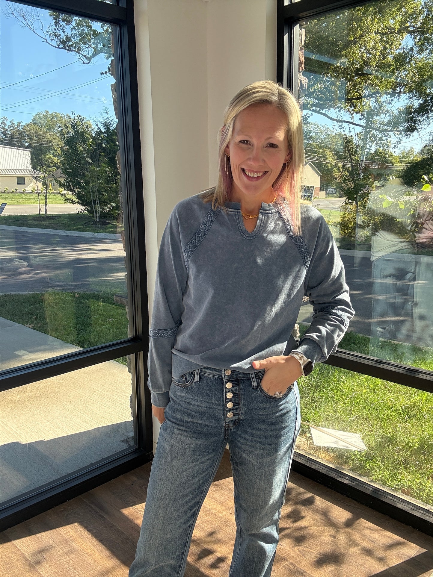 Mineral Lace Sweatshirt- Blue