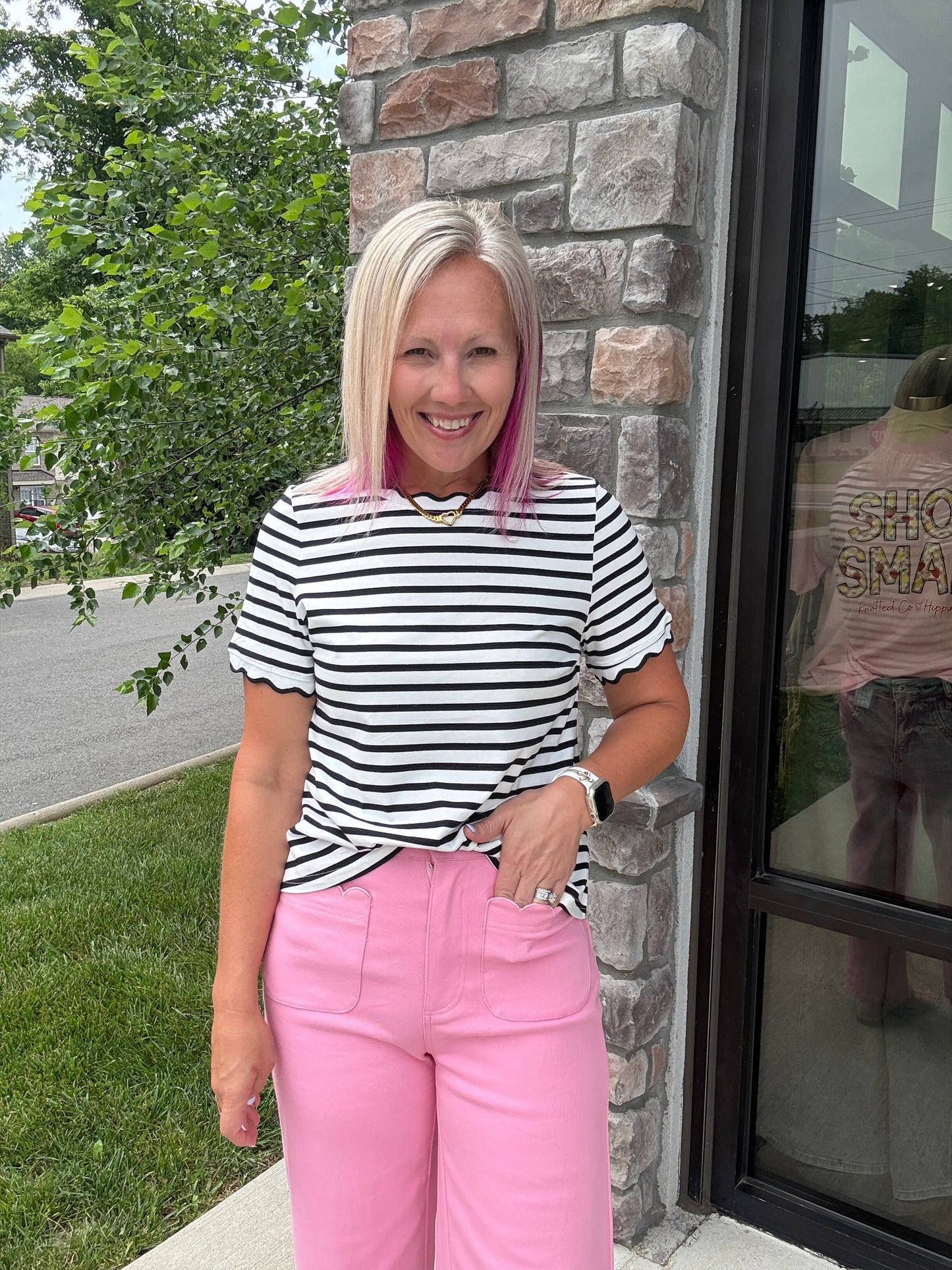 Sweet Scallop Tee