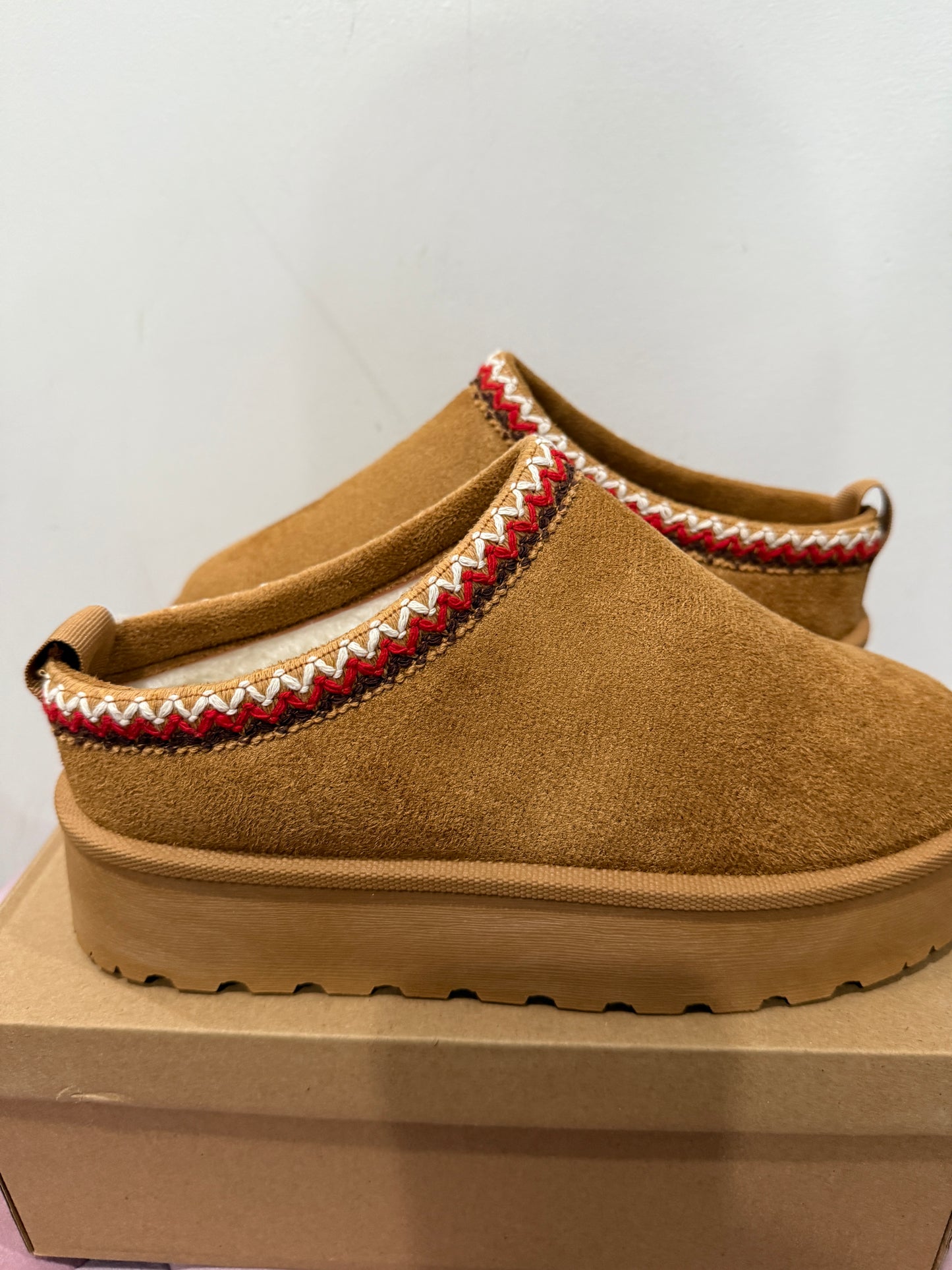 Chilly Days Platform *pick up only*