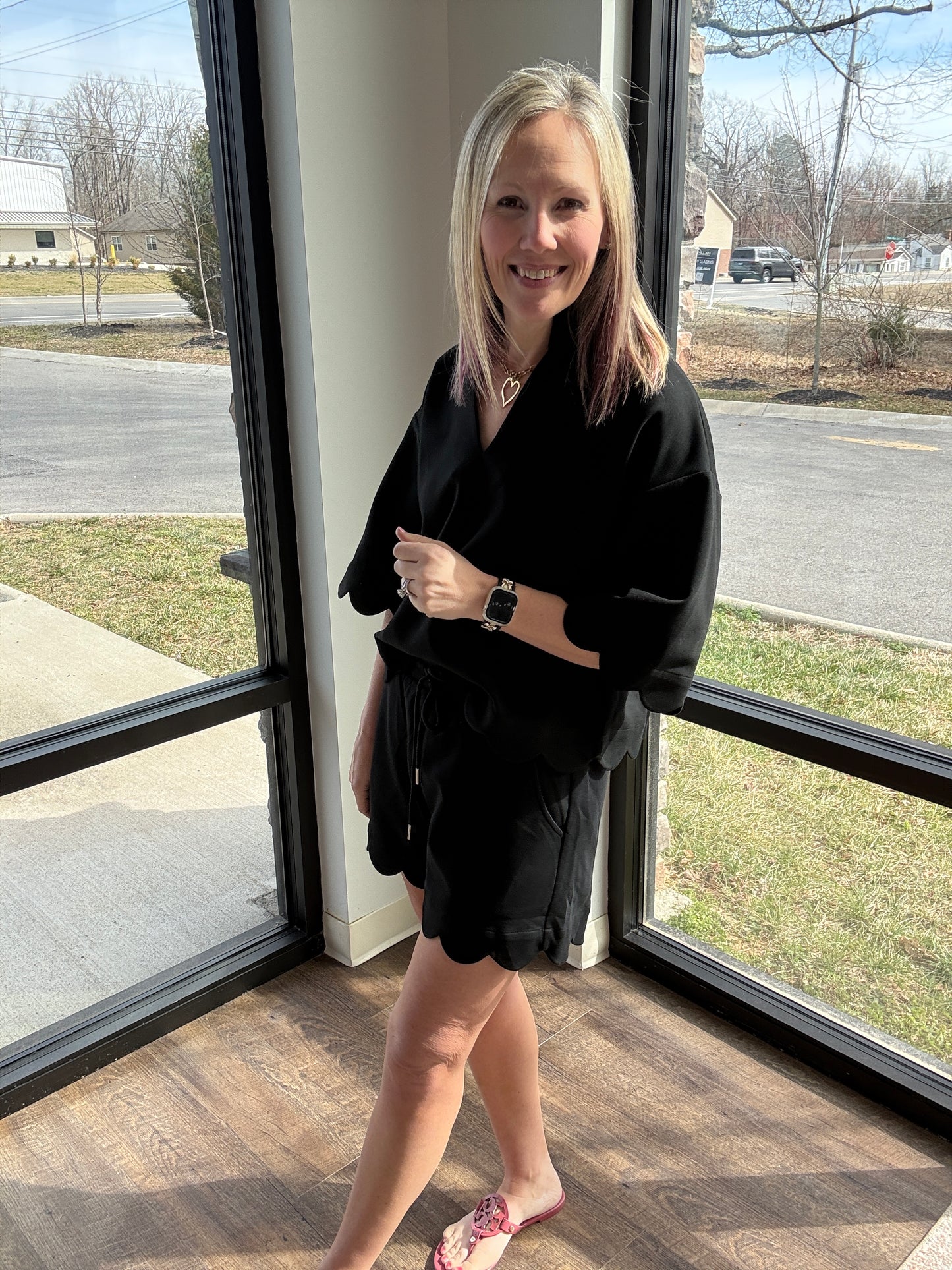 Sweet Edge Scallop Set- Black