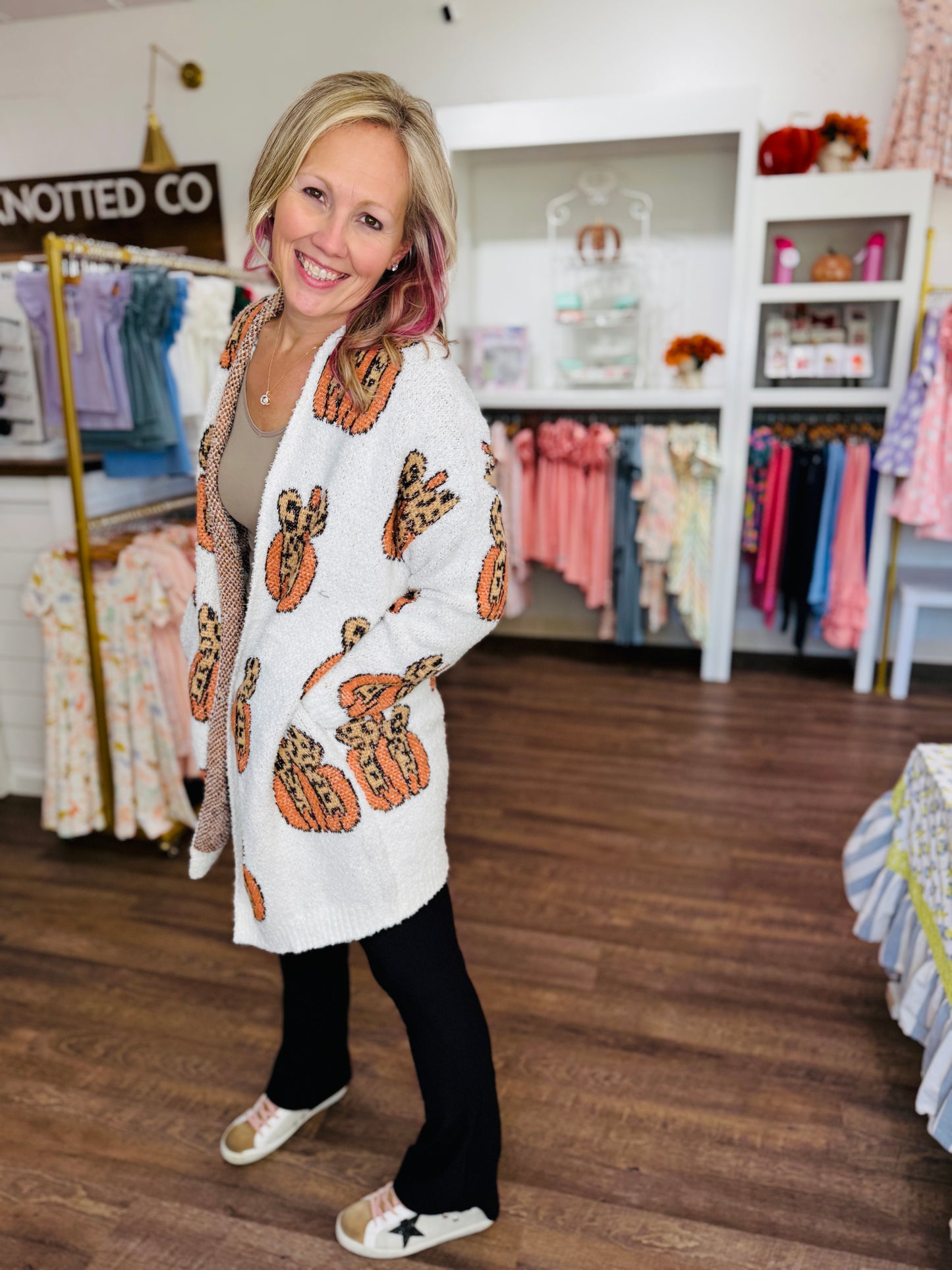 Ribbed Flare Leggings- Black