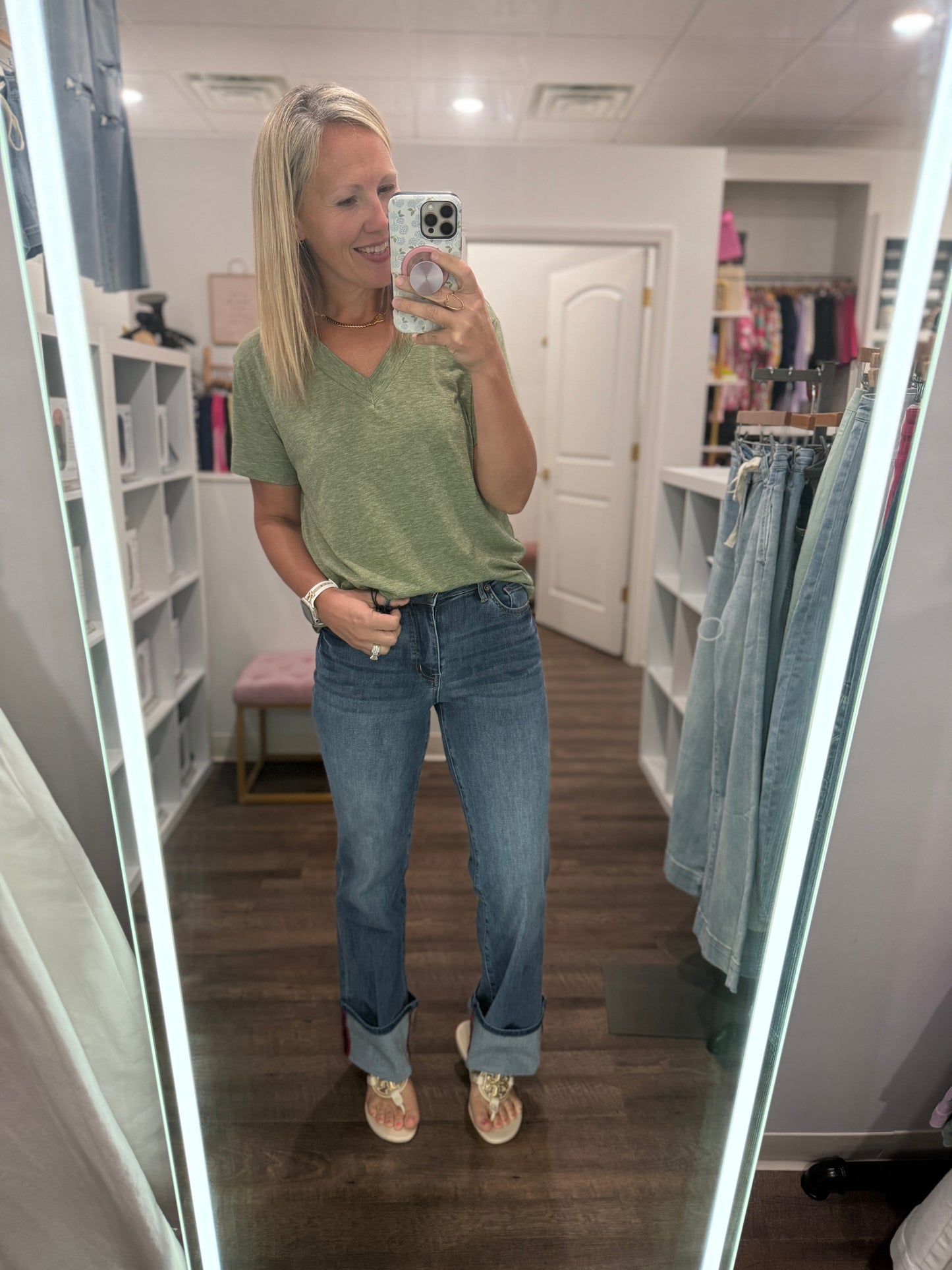 Wide Leg Cuff Jean