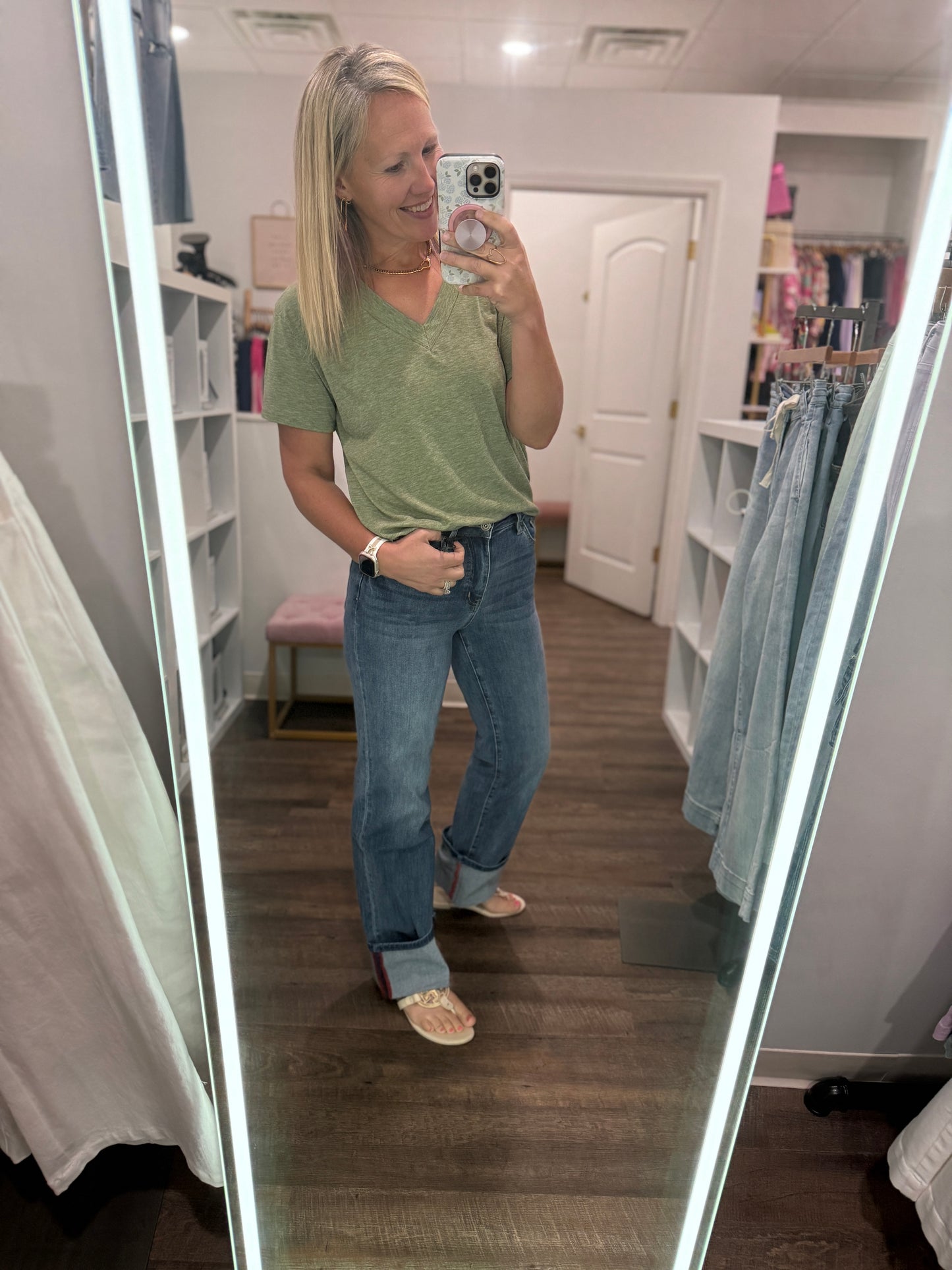 Wide Leg Cuff Jean
