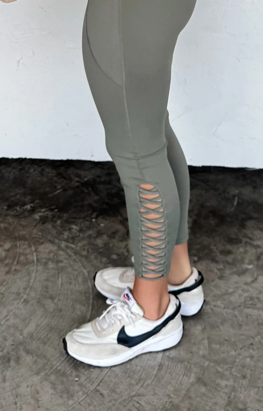 Signature Legging- Olive