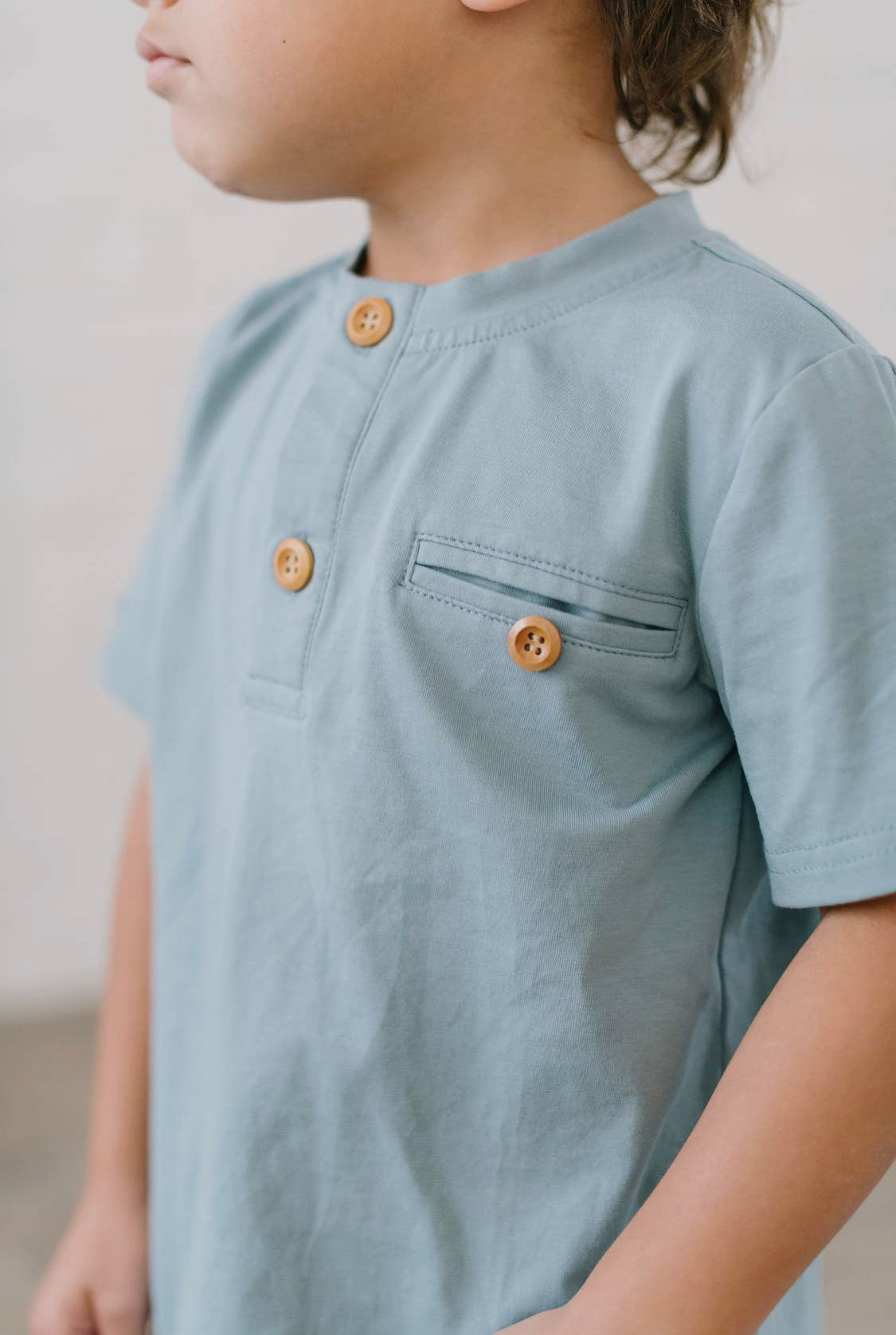 Alex Tee in Dusty Blue