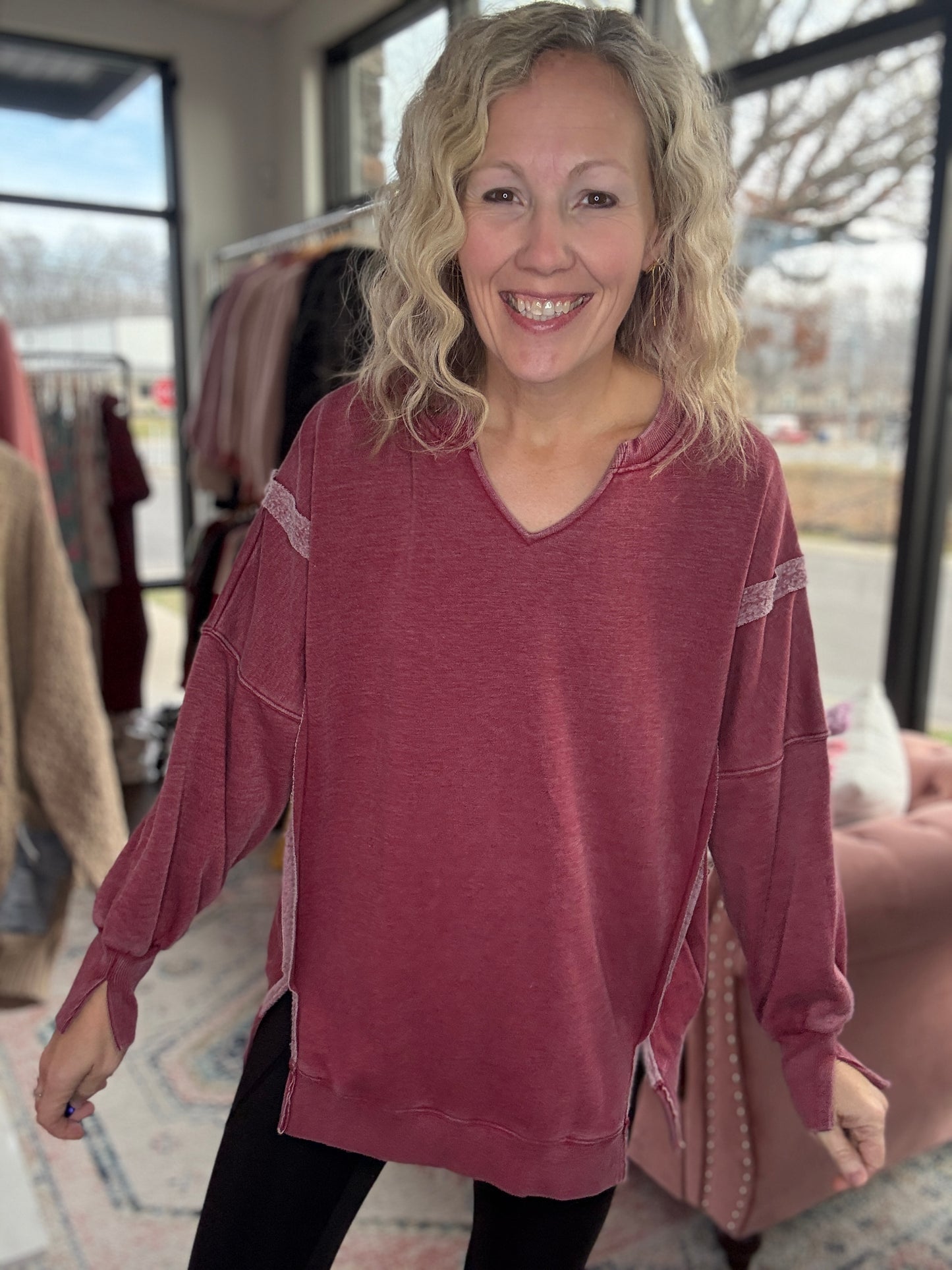 Comfy Cut Crew- Wine