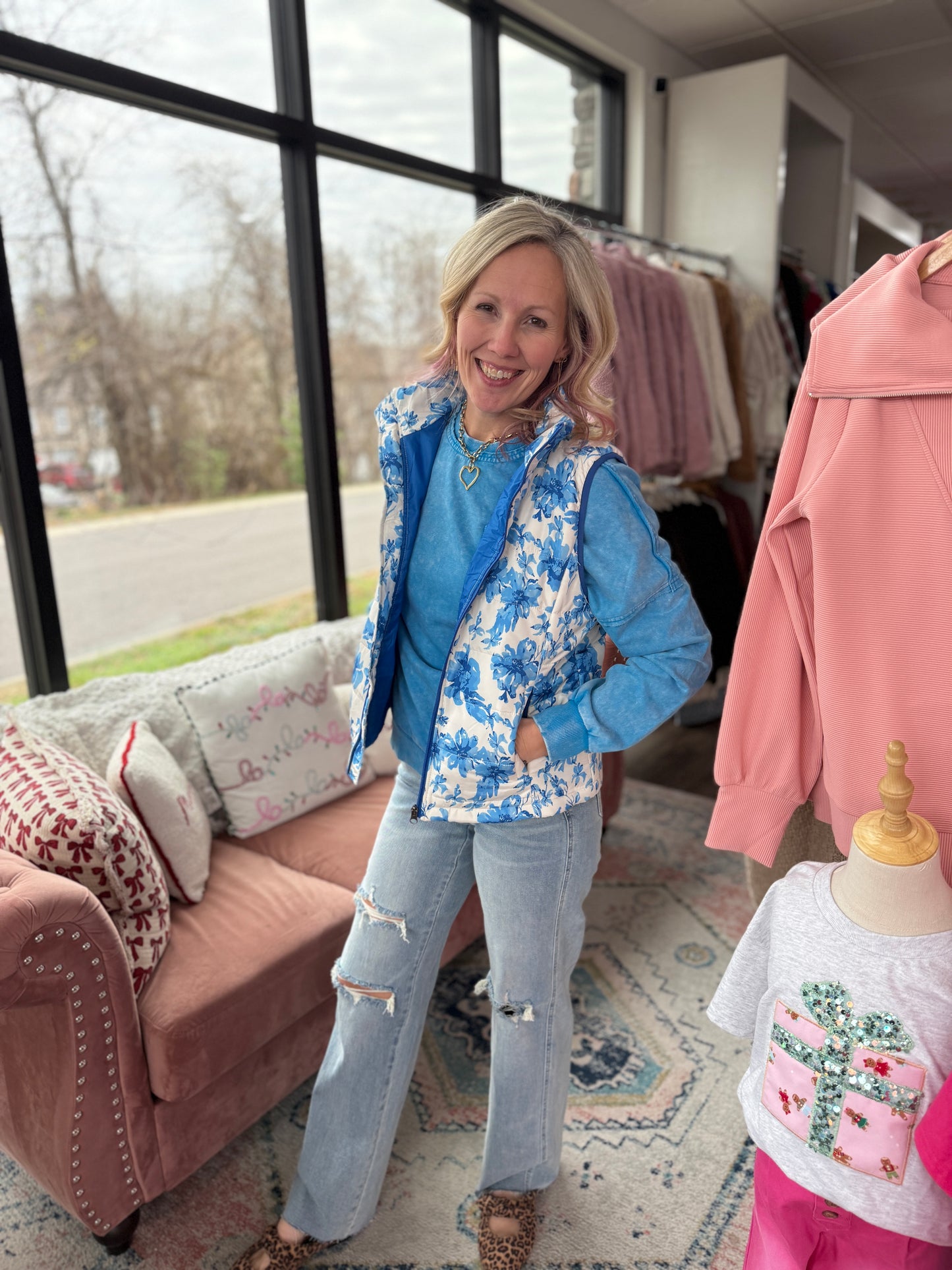 ❄️Blue Blossom Vest