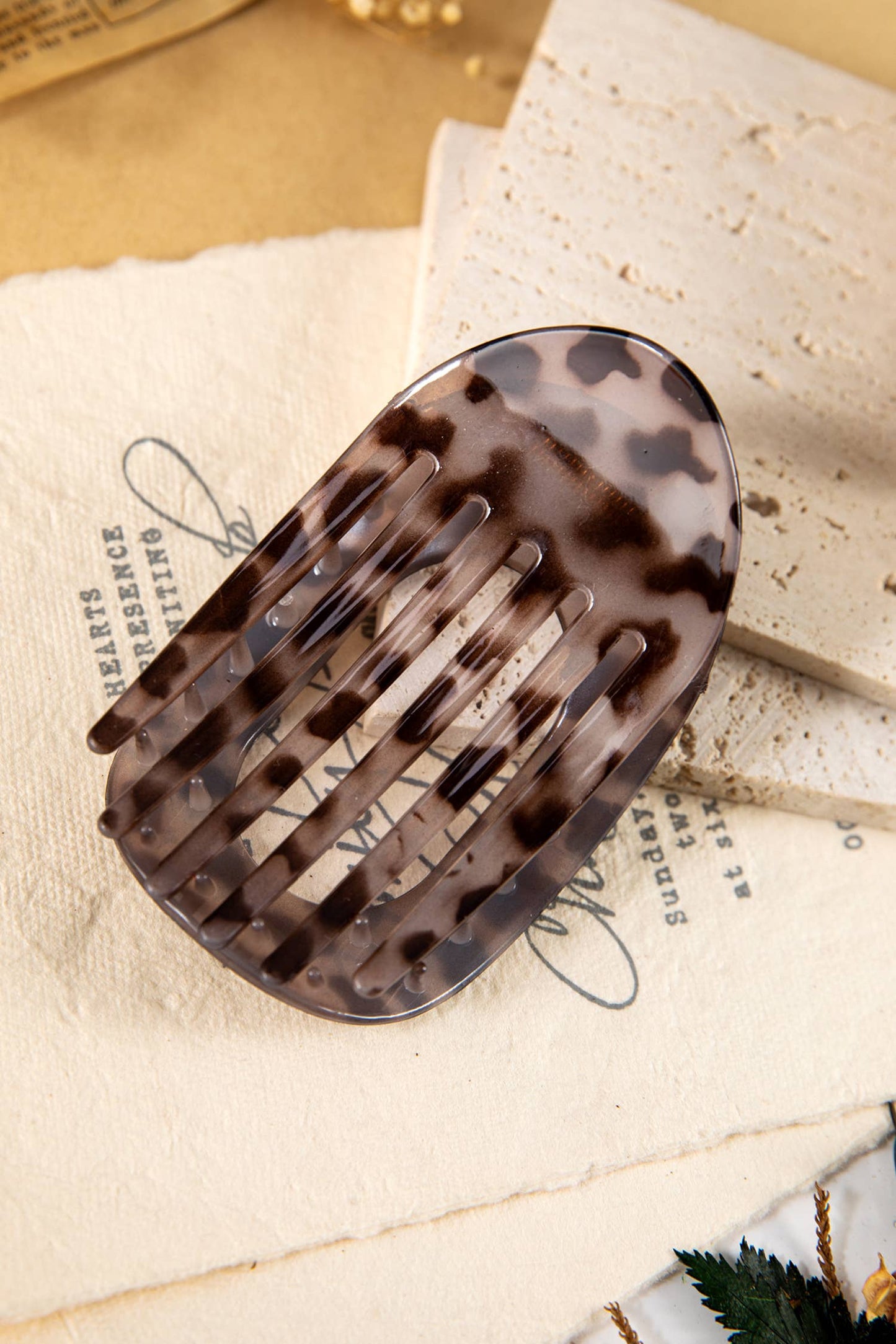 Leopard Oval Hair Claw Clip