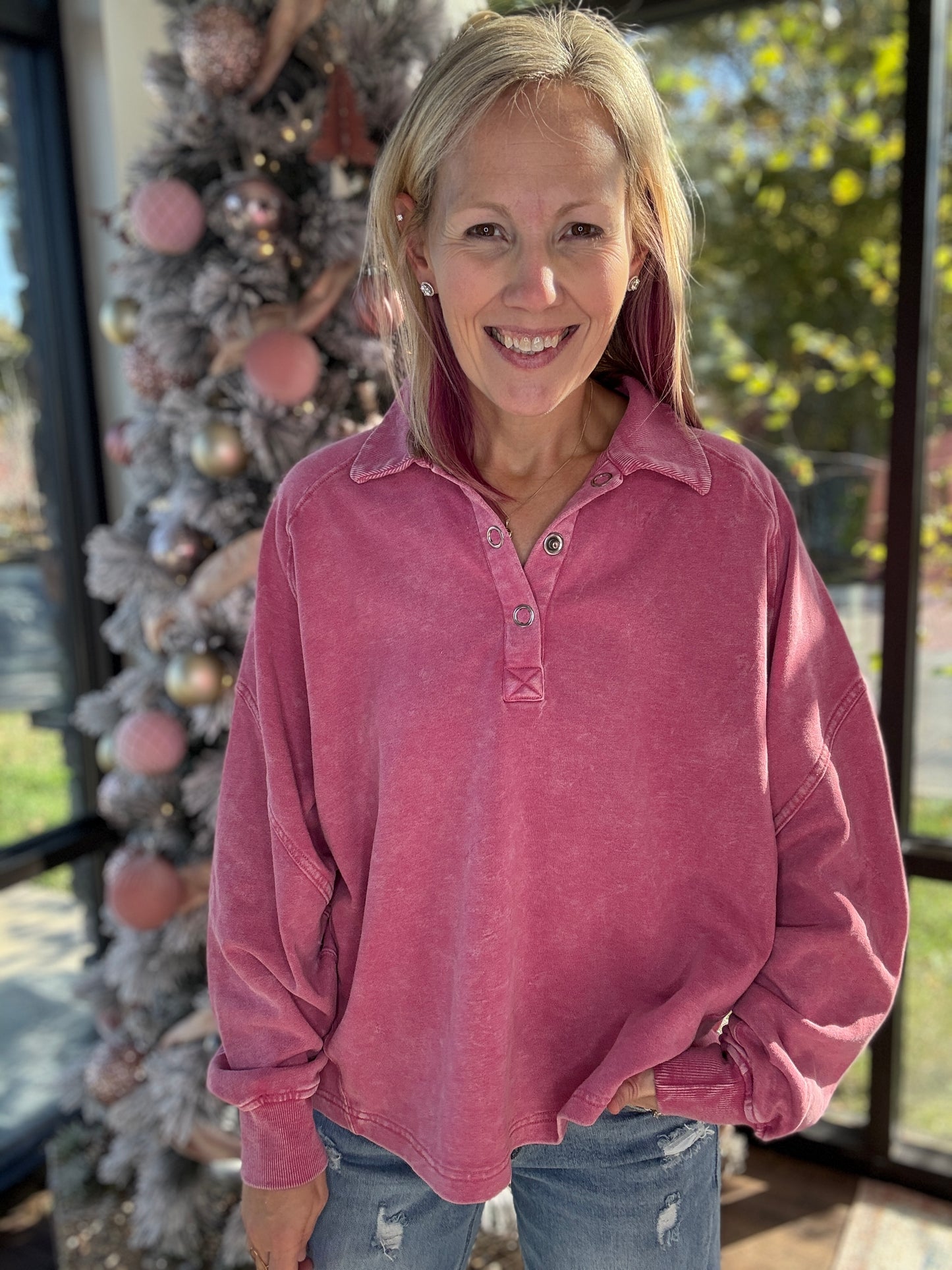 Berry Mineral Wash Pullover