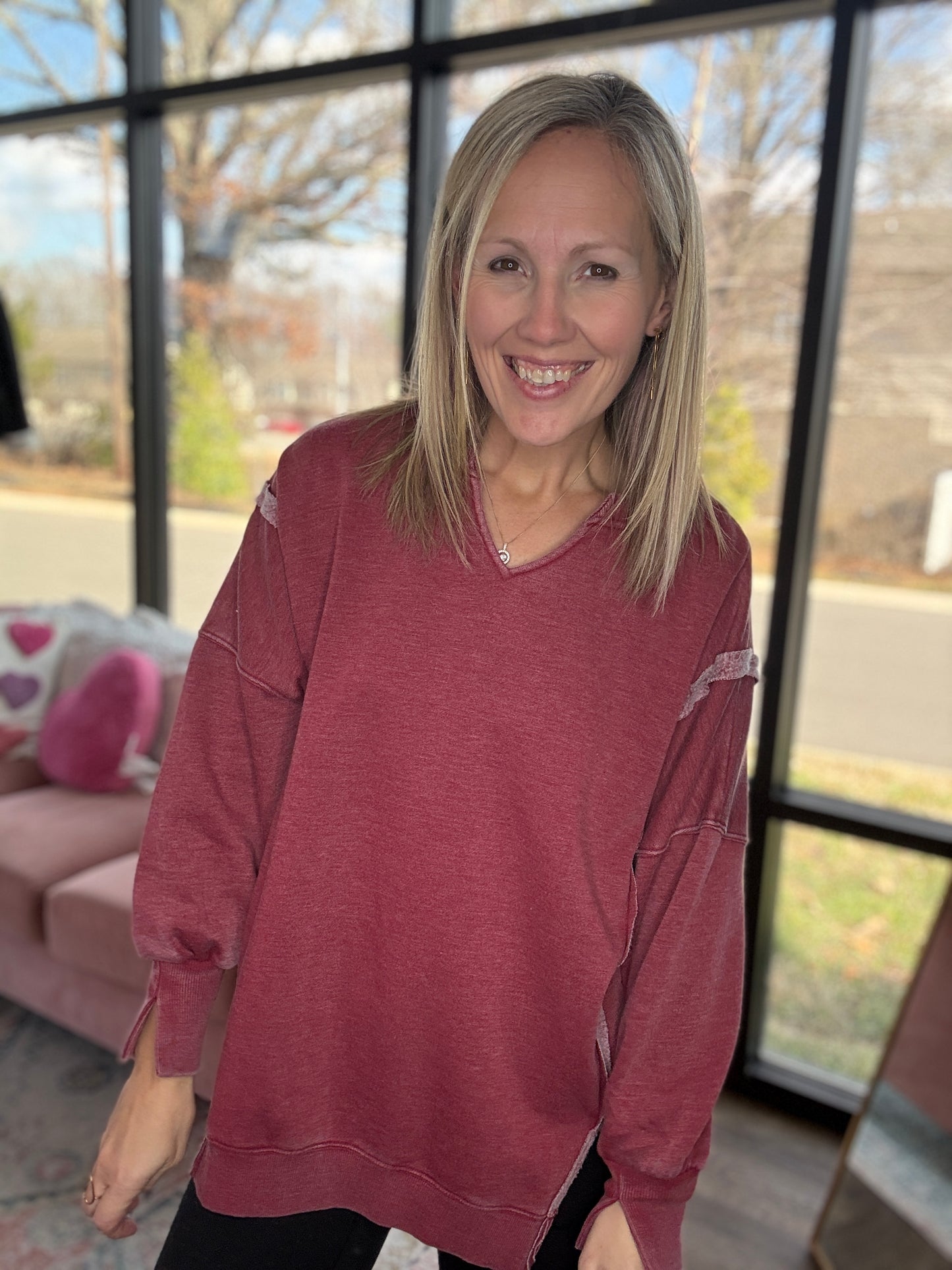 Comfy Cut Crew- Wine