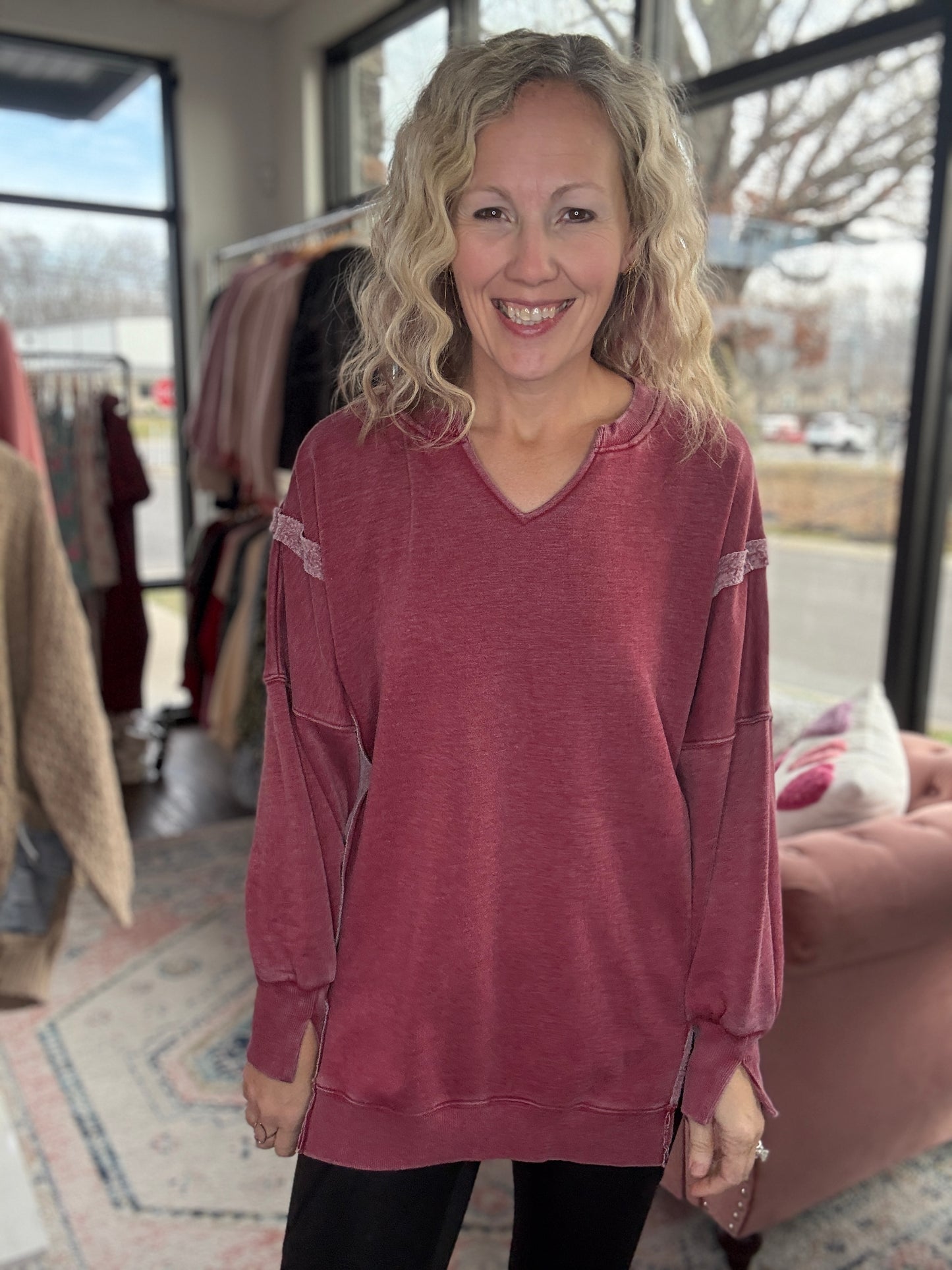 Comfy Cut Crew- Wine