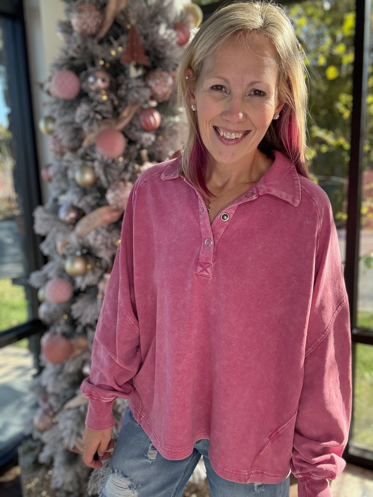 Berry Mineral Wash Pullover