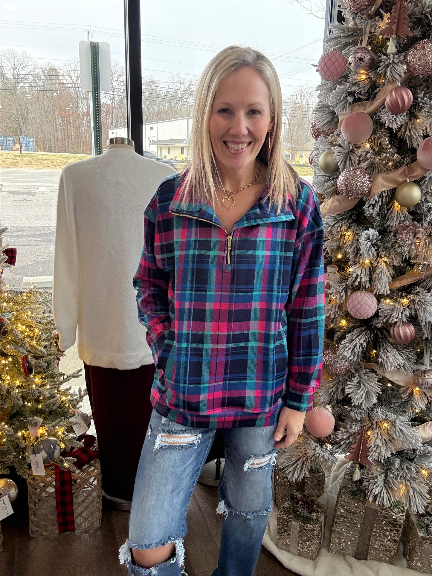 ❄️Plaid Pop Pullover