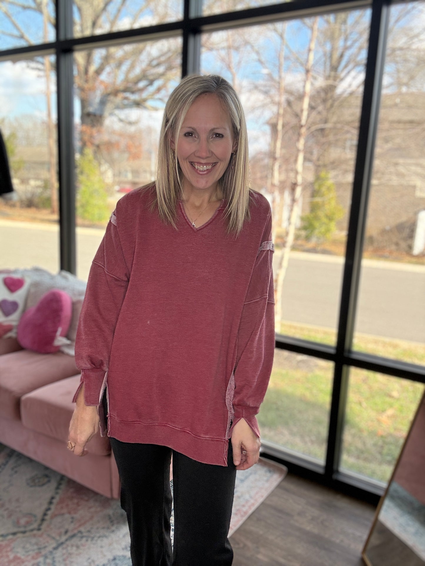 Comfy Cut Crew- Wine