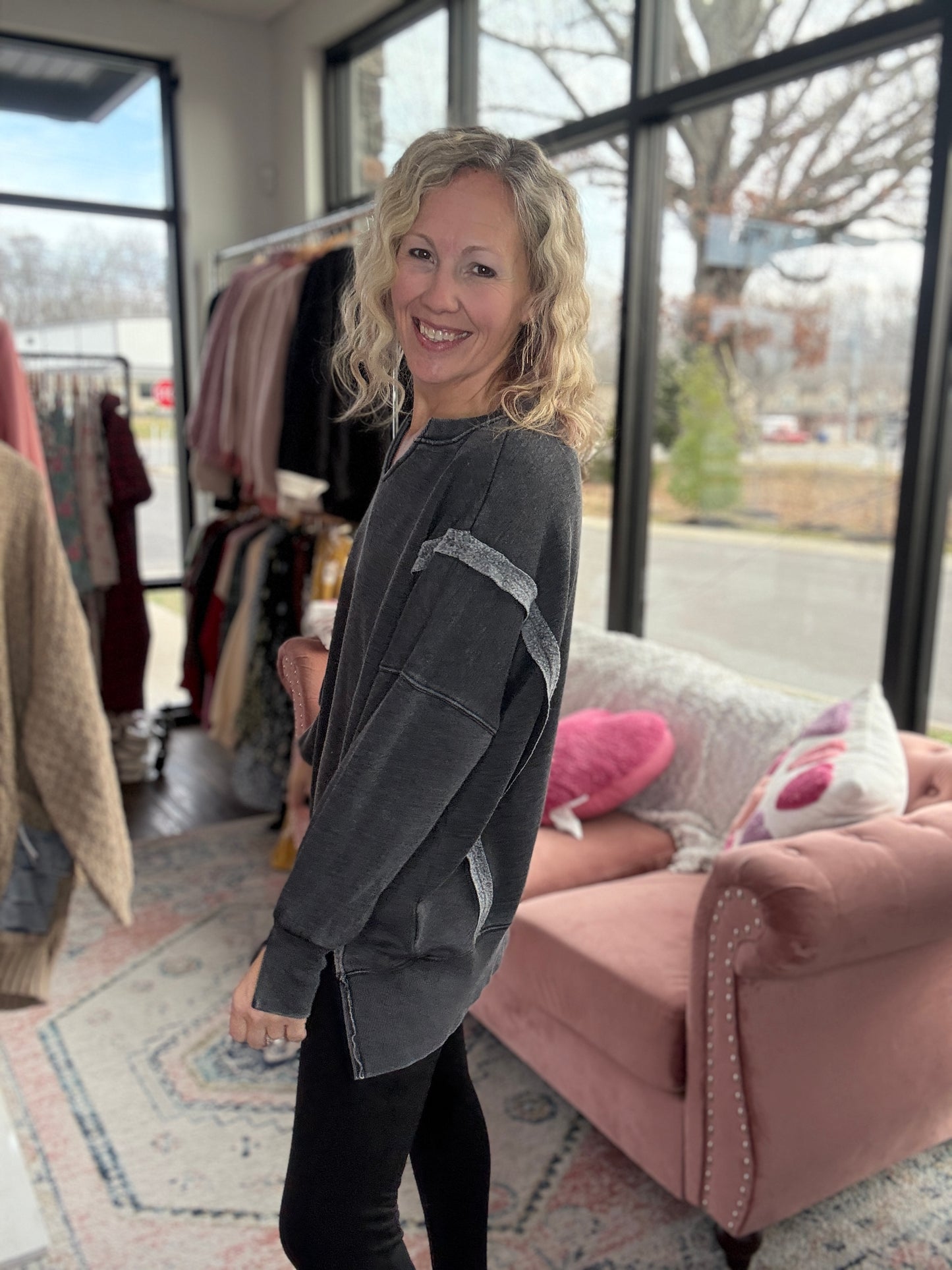 Comfy Cut Crew- Black