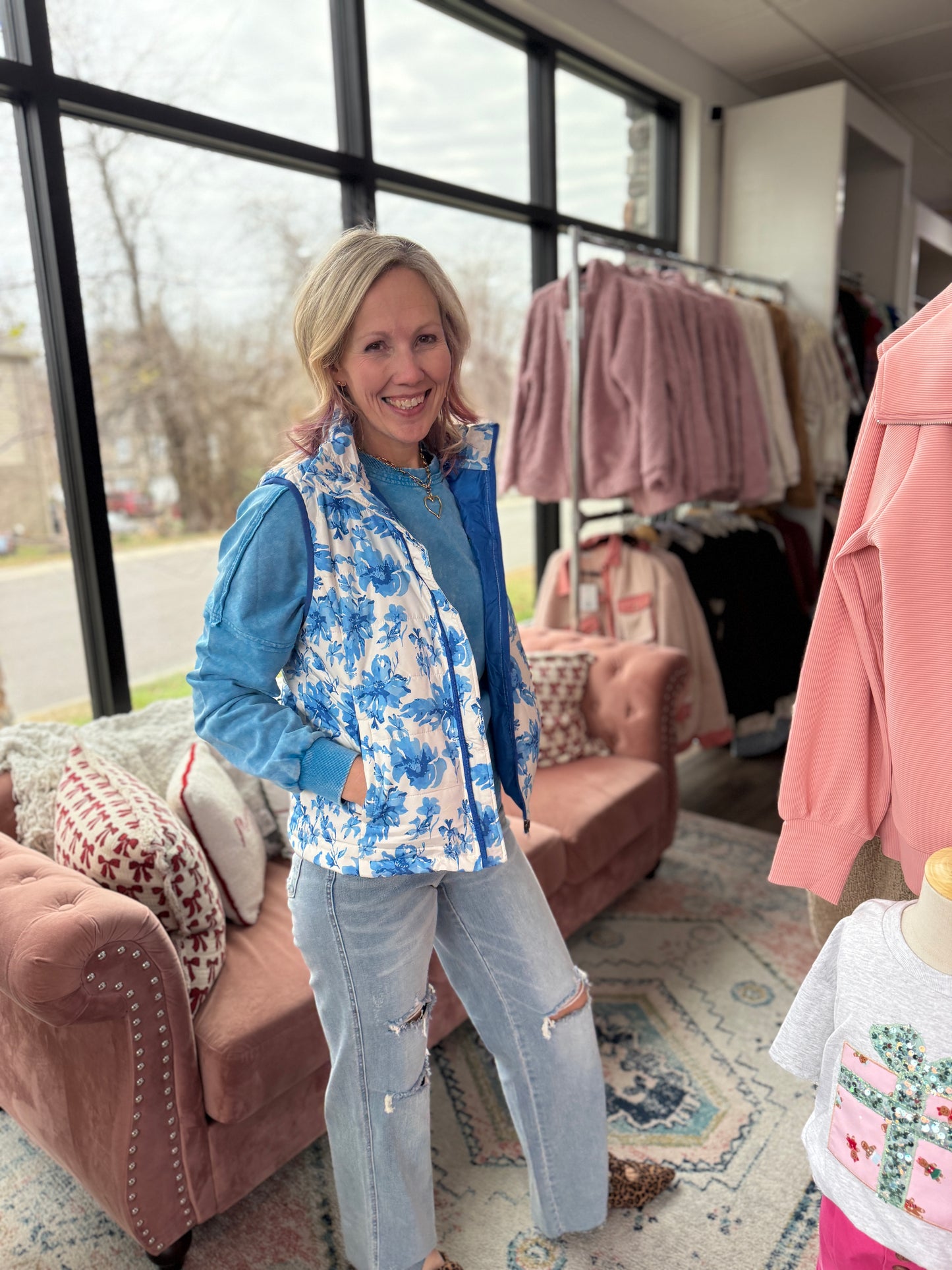 ❄️Blue Blossom Vest