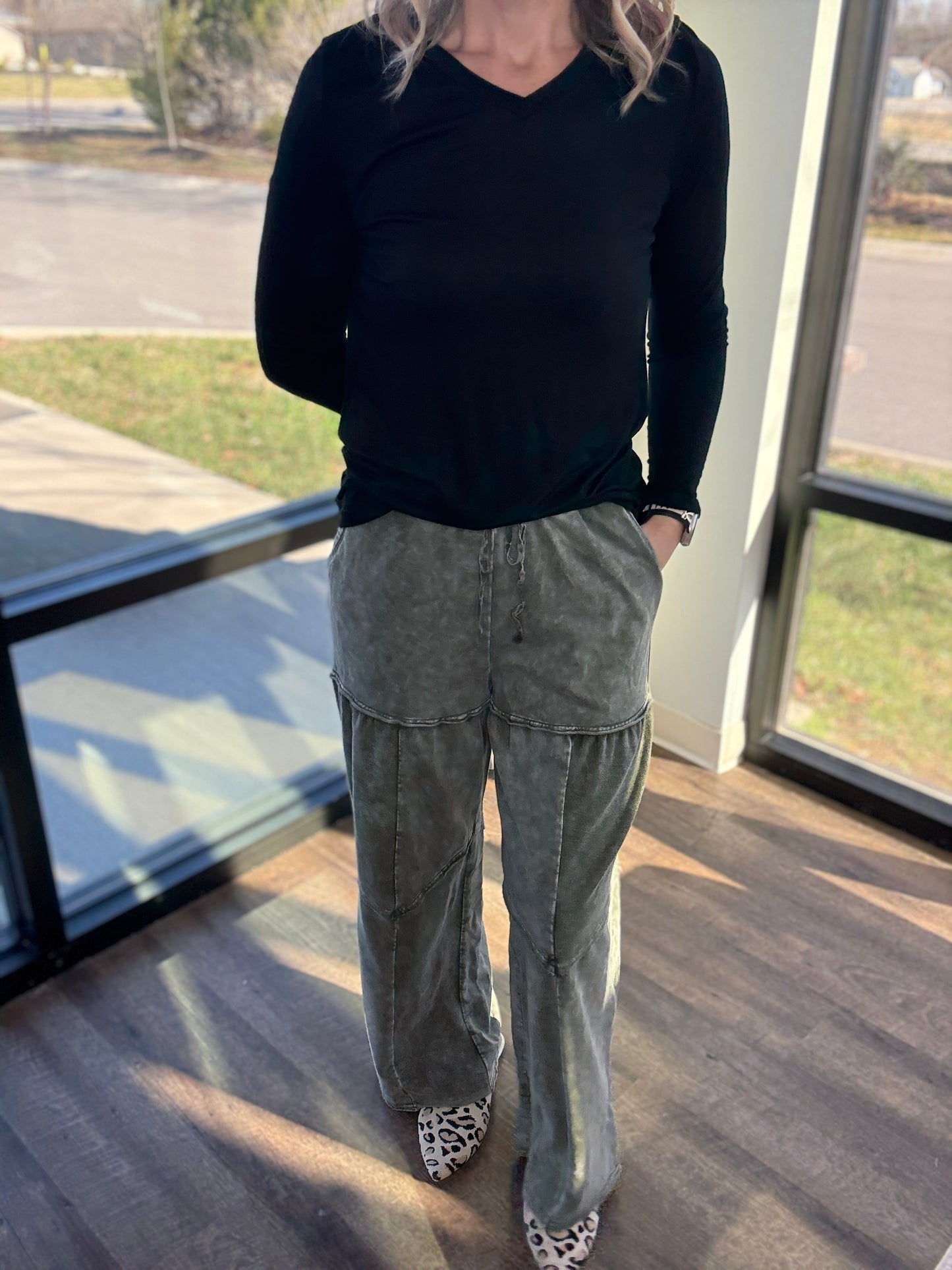 Easy Days Pants-Olive