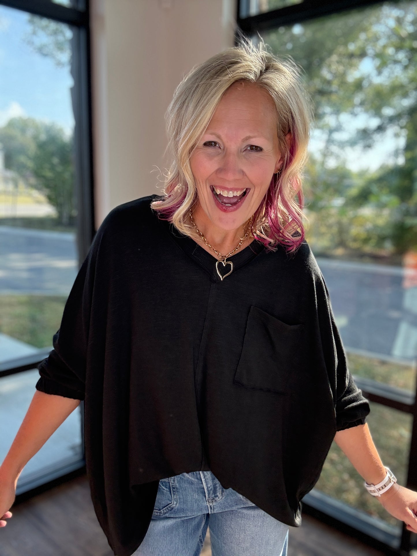 Fall Favorite Pocket Tee- Black