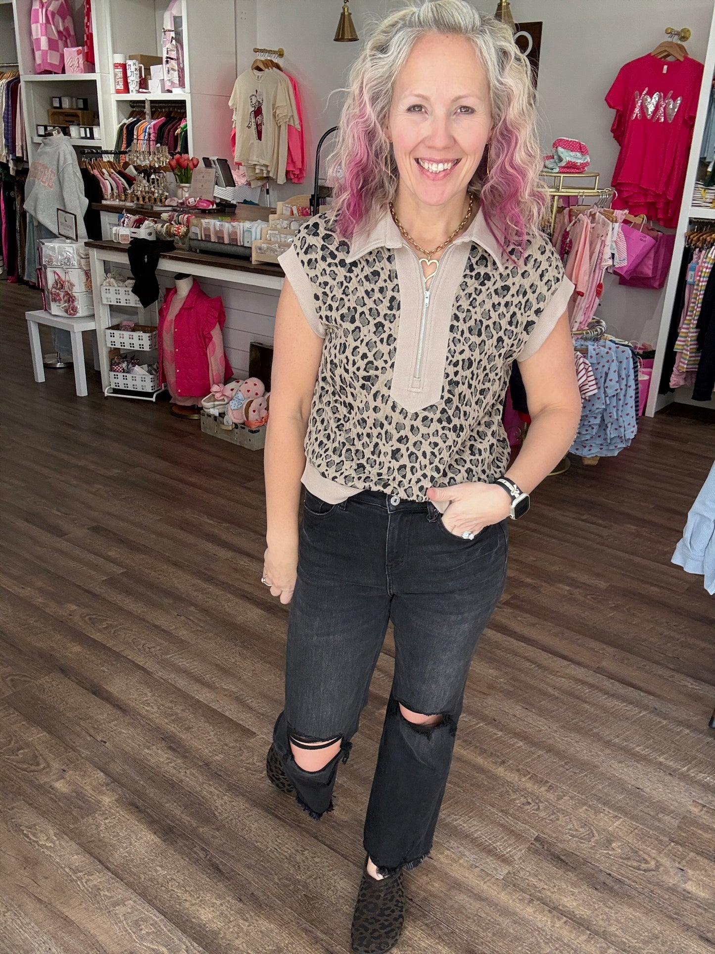 Blackout Distressed Jean