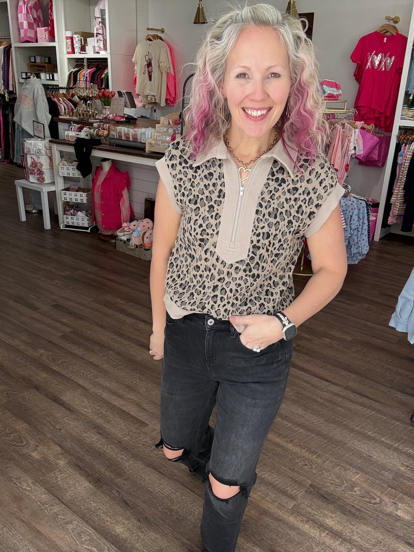 Blackout Distressed Jean