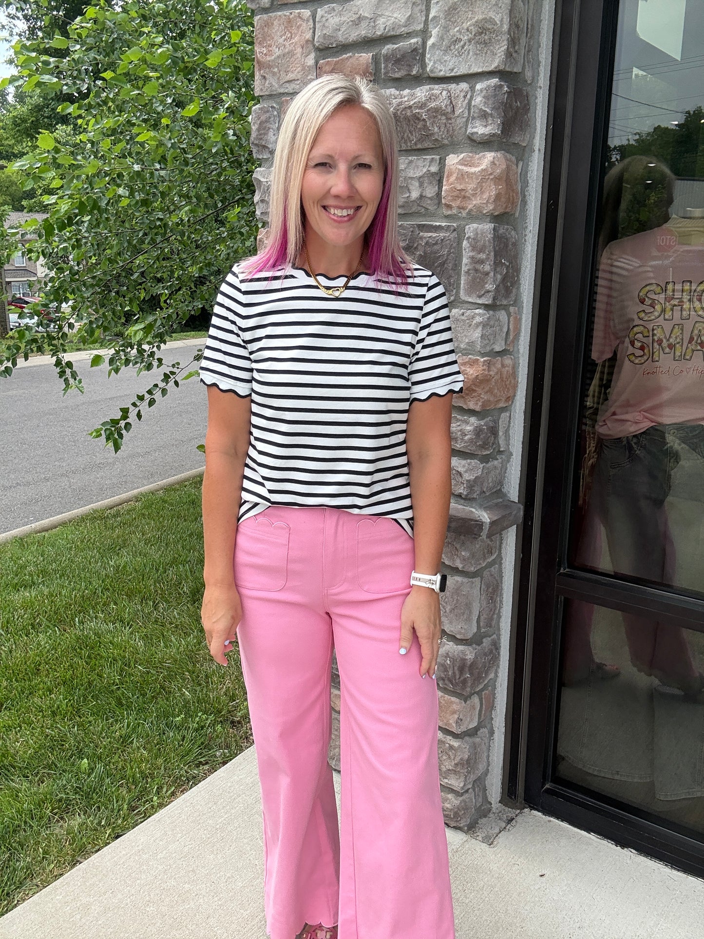 Sweet Scallop Tee