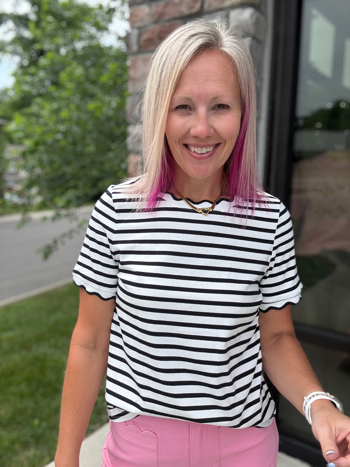 Sweet Scallop Tee