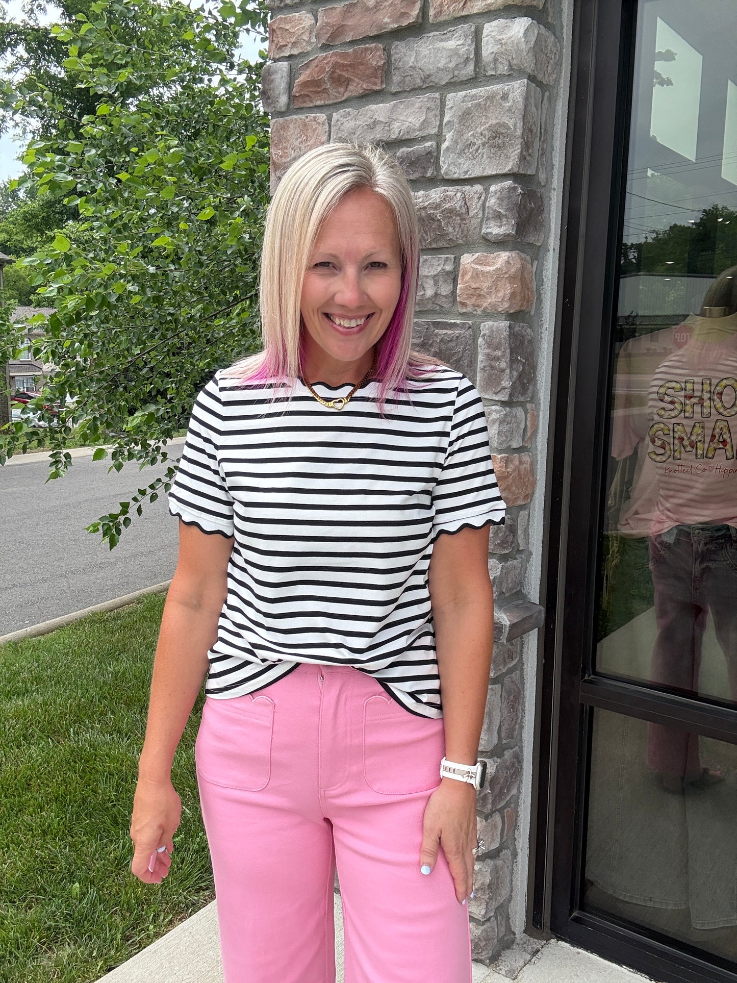 Sweet Scallop Tee