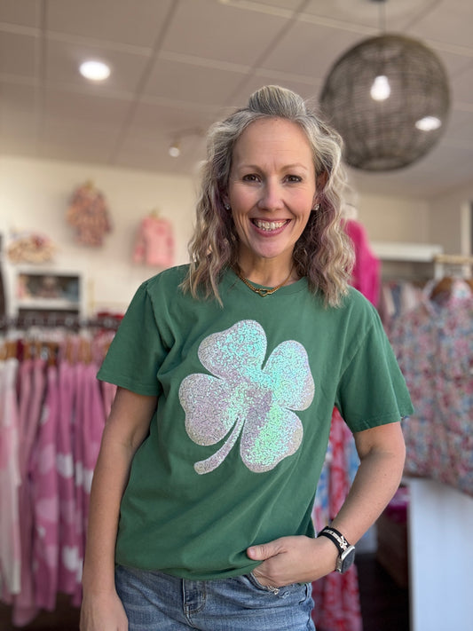 ☘️Lucky Clover Tee