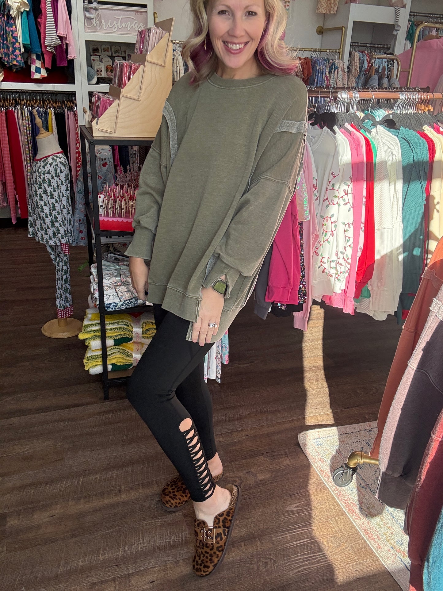 Classic Crew Pullover- Olive