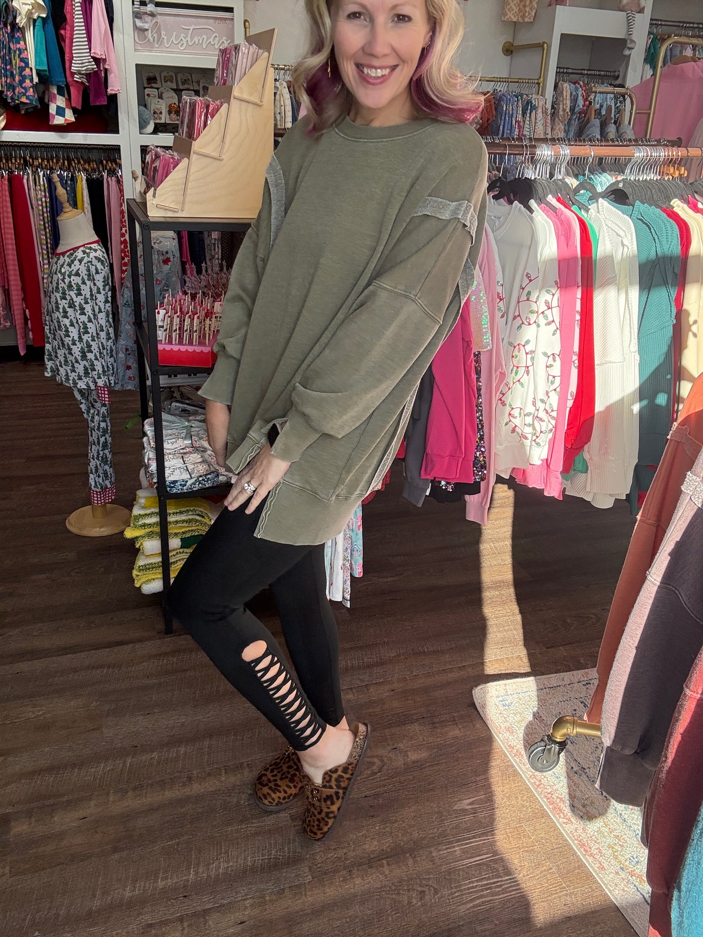 Classic Crew Pullover- Olive