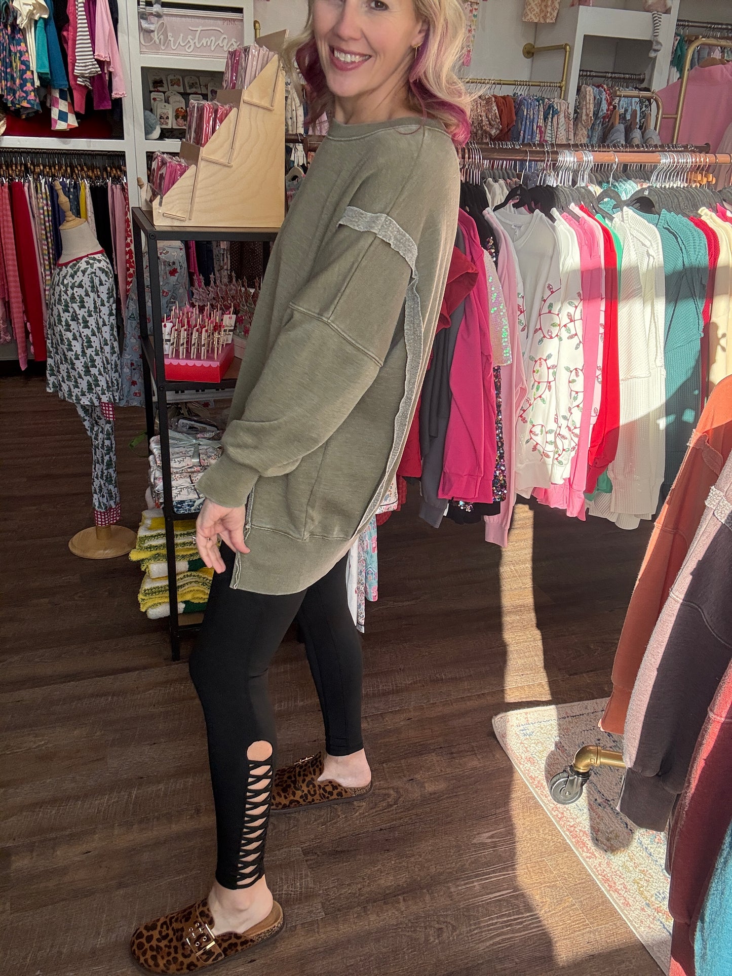 Classic Crew Pullover- Olive