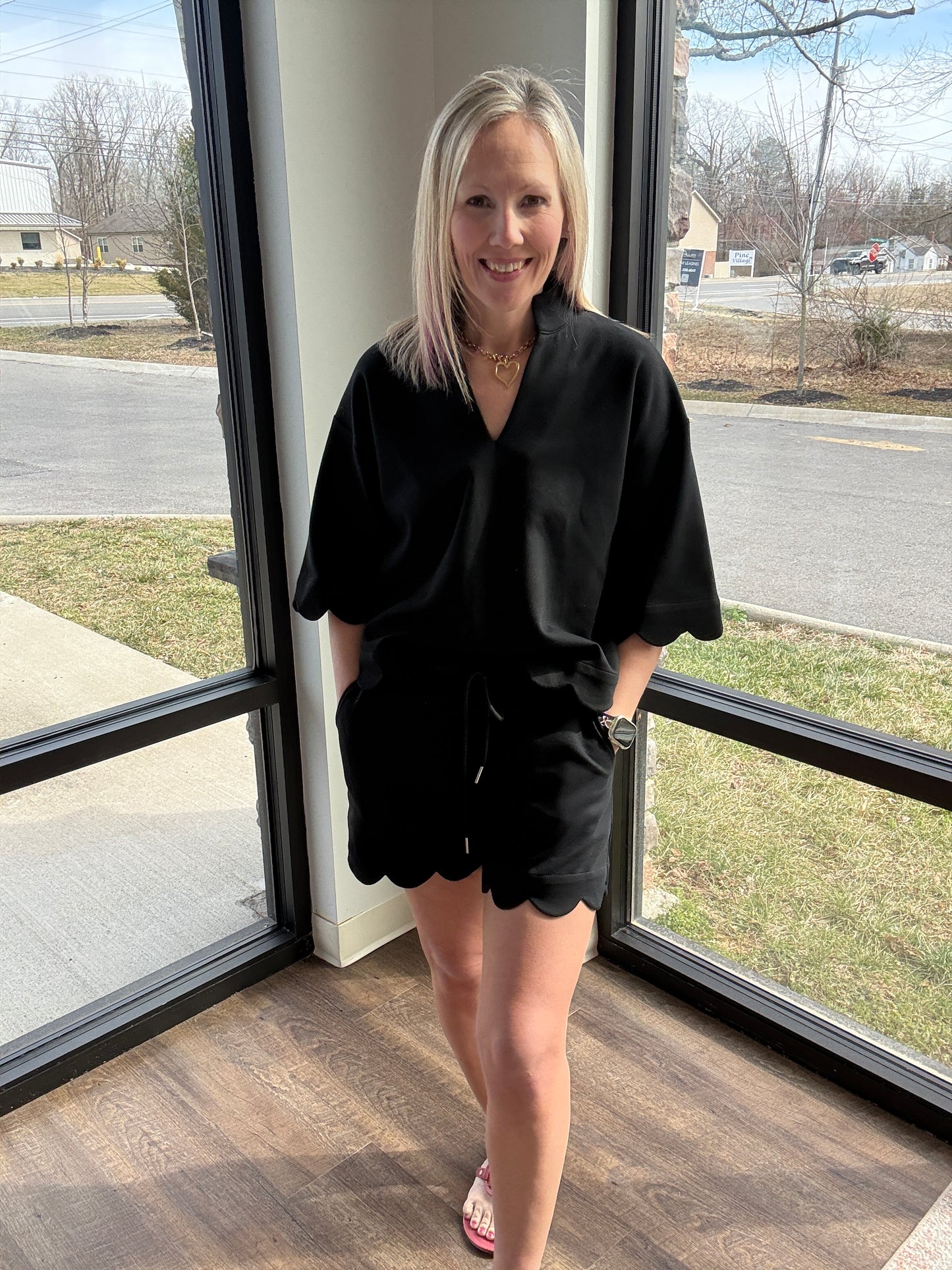 Sweet Edge Scallop Set- Black