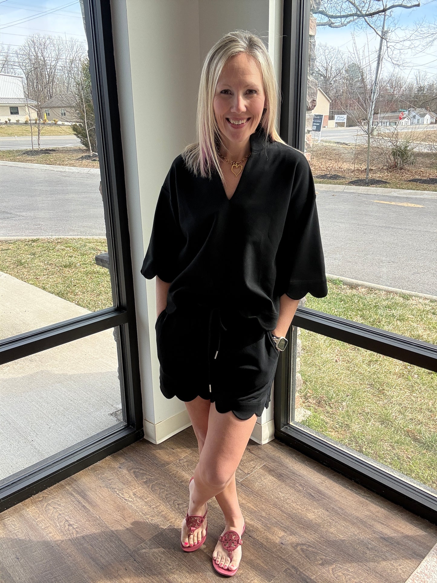 Sweet Edge Scallop Set- Black