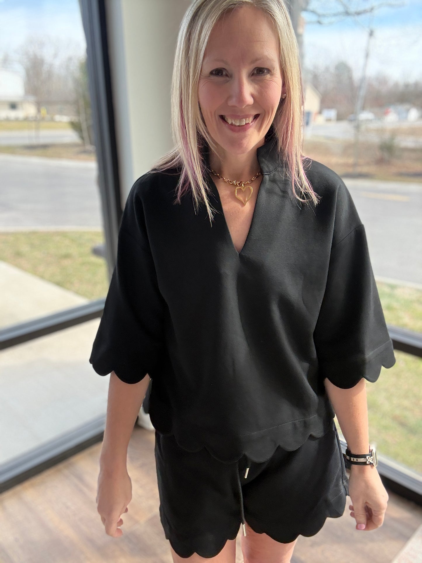 Sweet Edge Scallop Set- Black