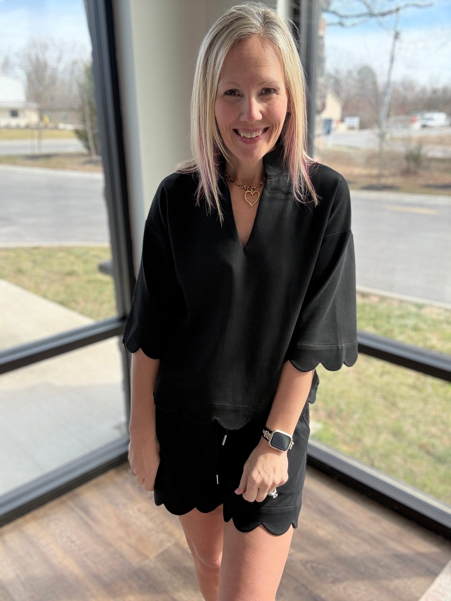 Sweet Edge Scallop Set- Black